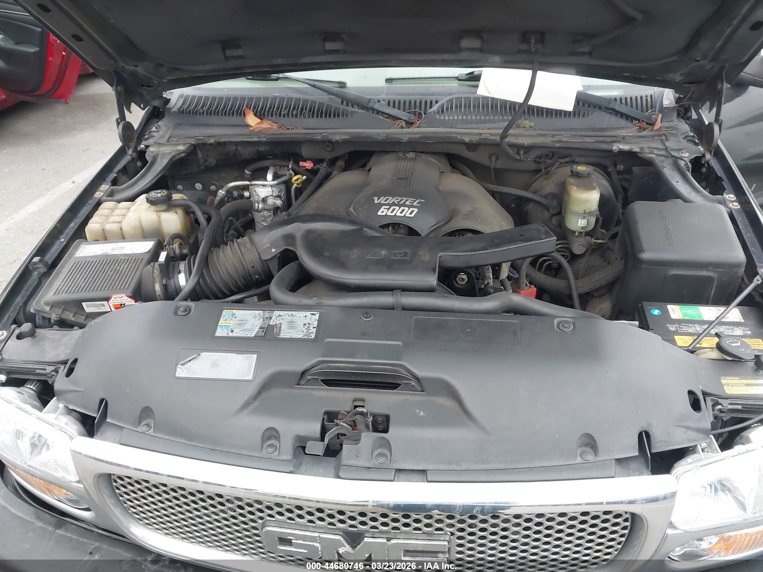 GMC YUKON image 10
