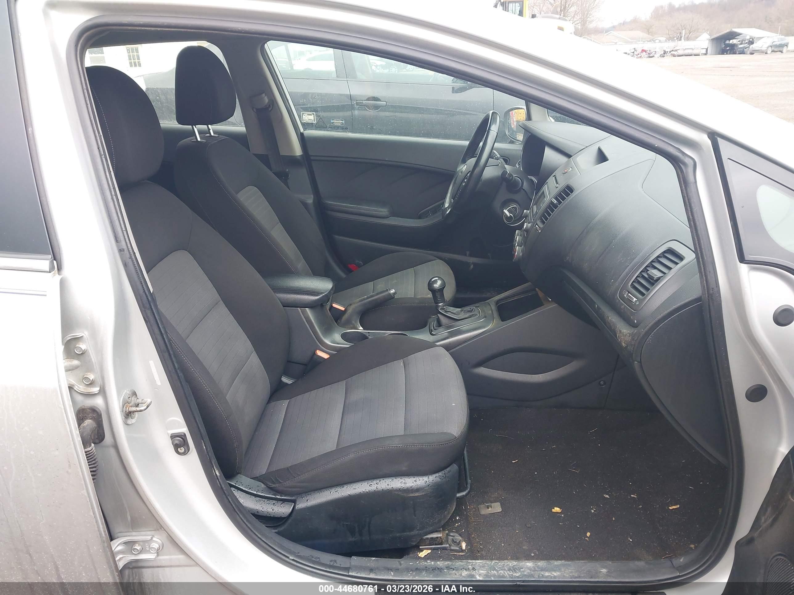 KIA FORTE image 5