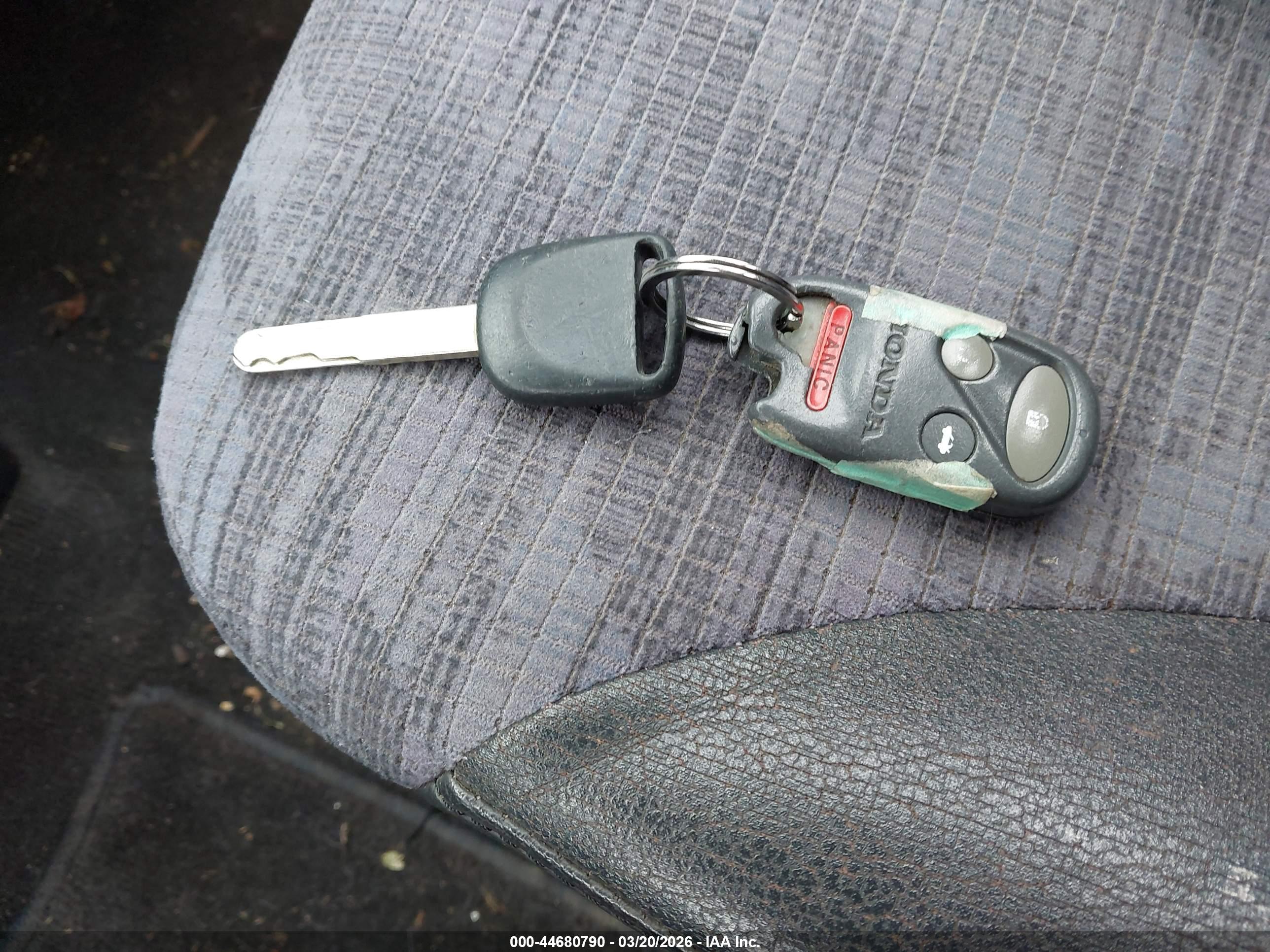 HONDA CR-V image 11