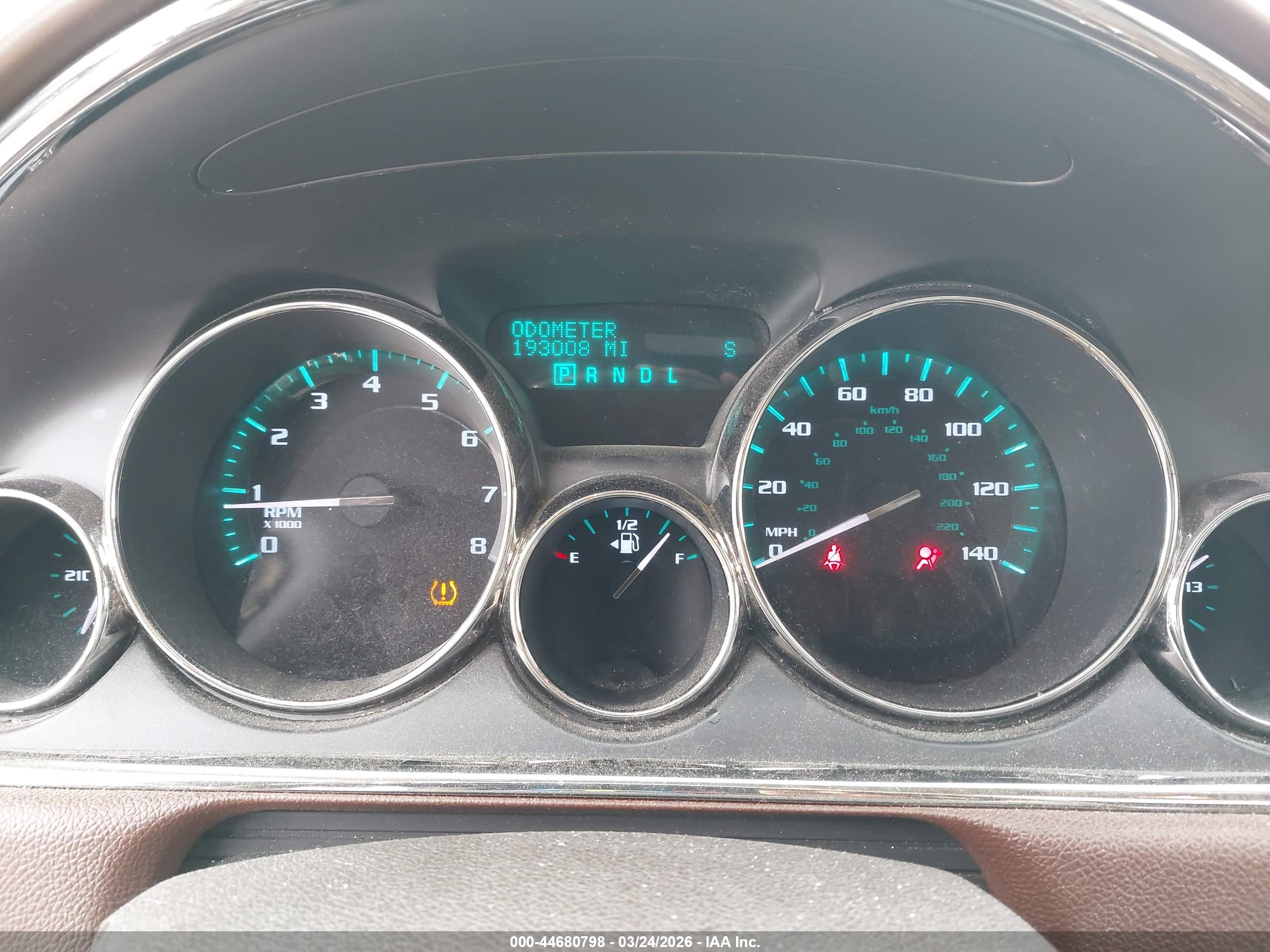 BUICK ENCLAVE image 7