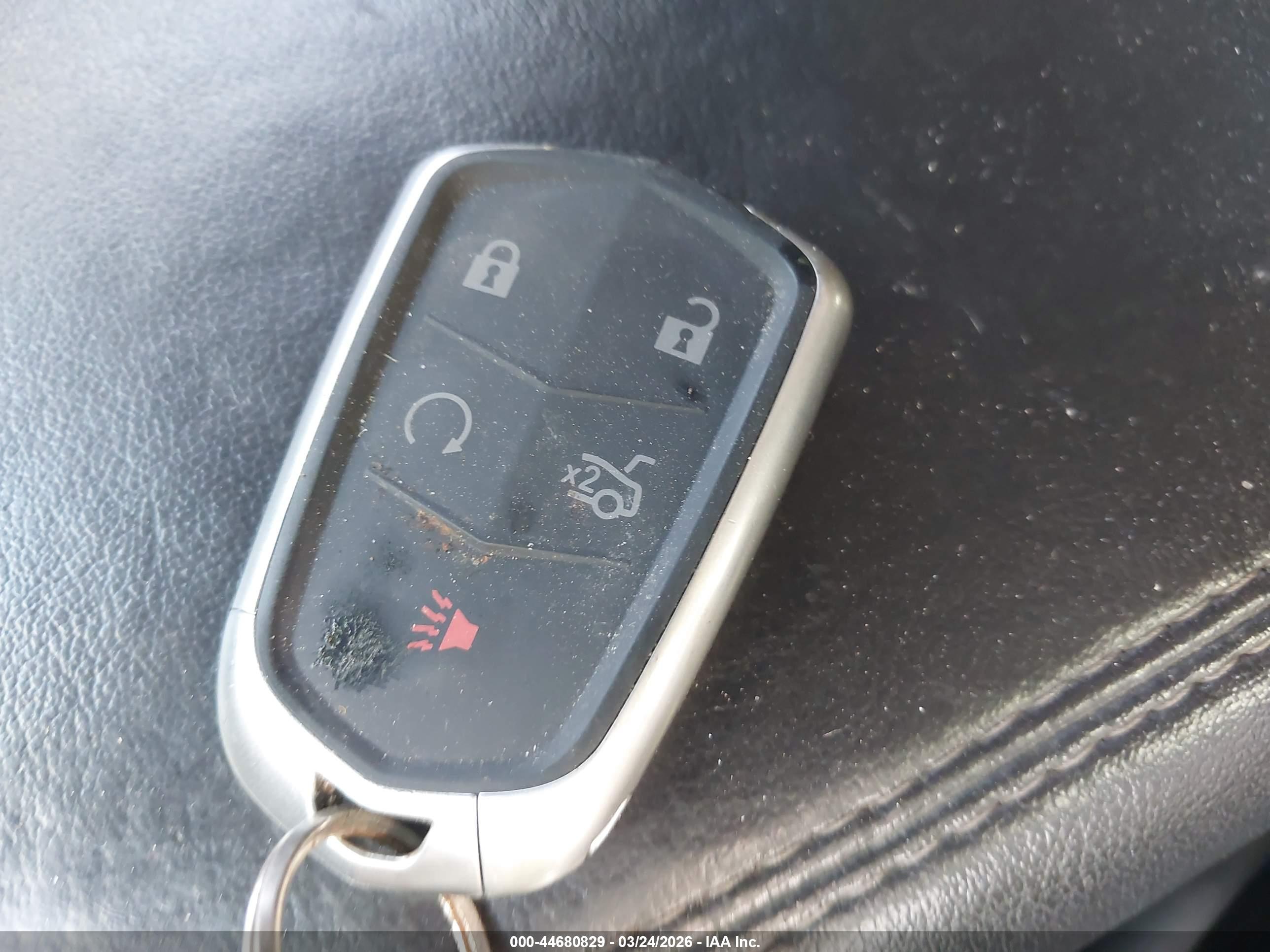 CADILLAC SRX image 11