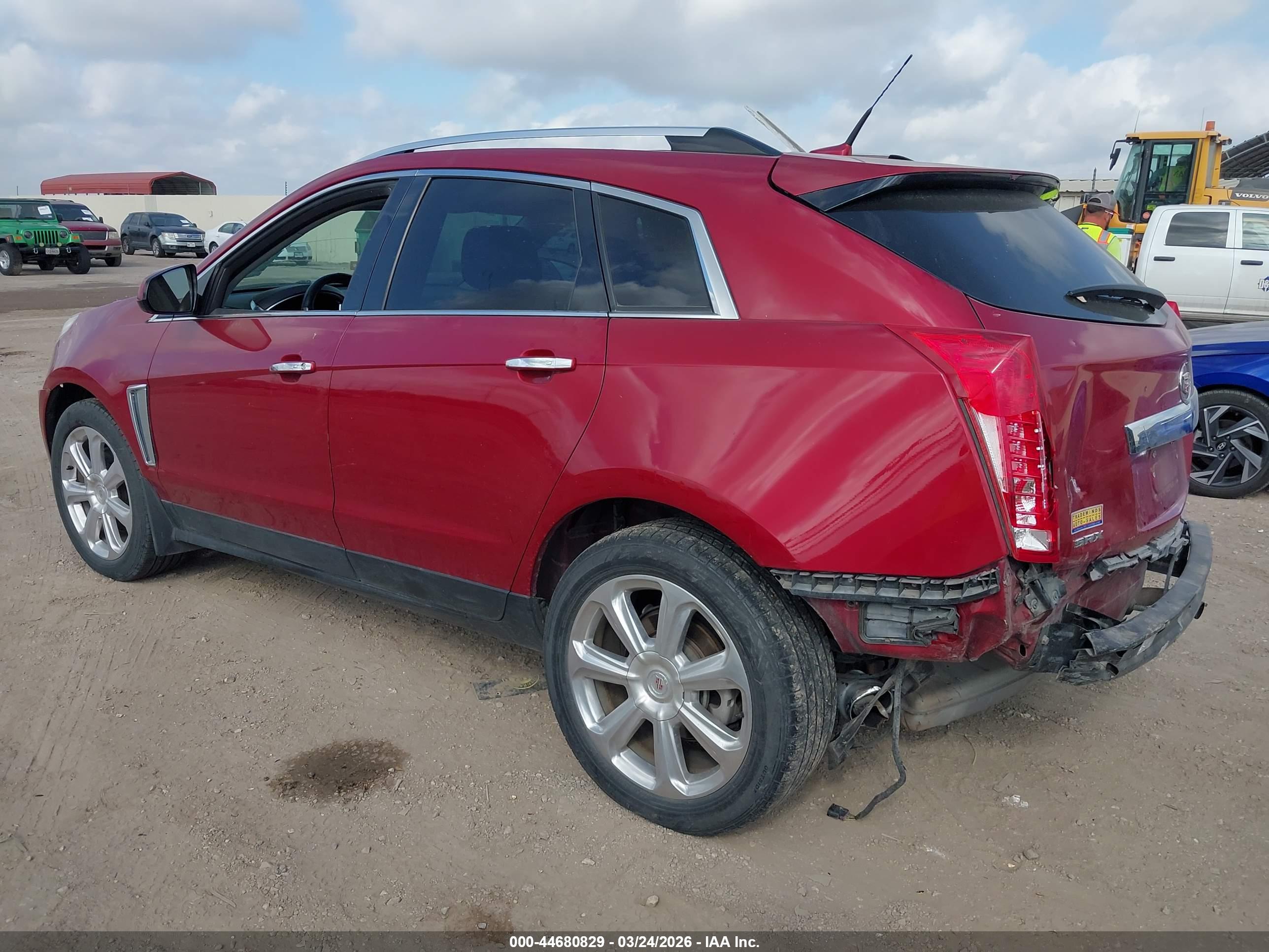 CADILLAC SRX image 3
