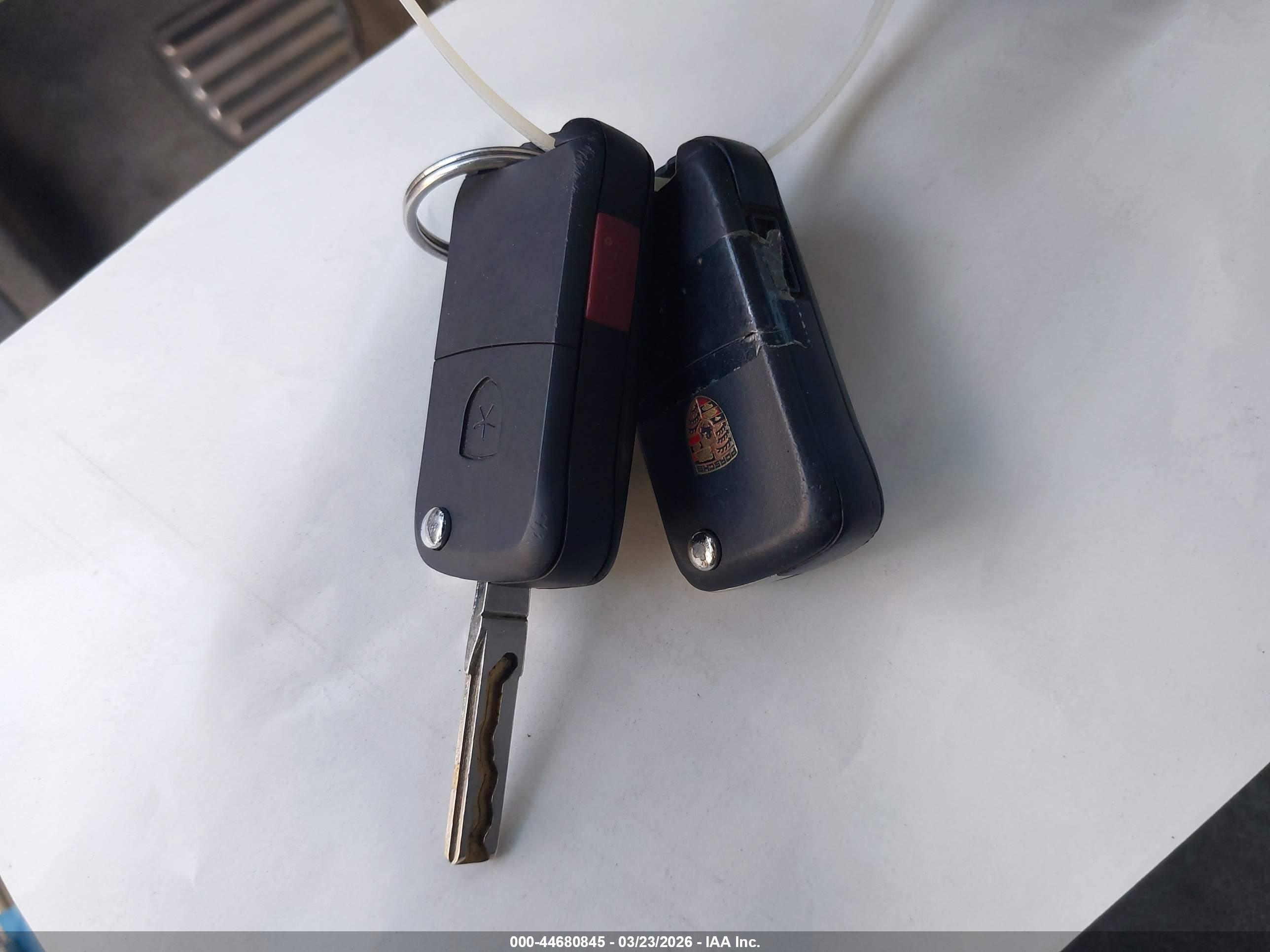 PORSCHE CAYENNE image 11