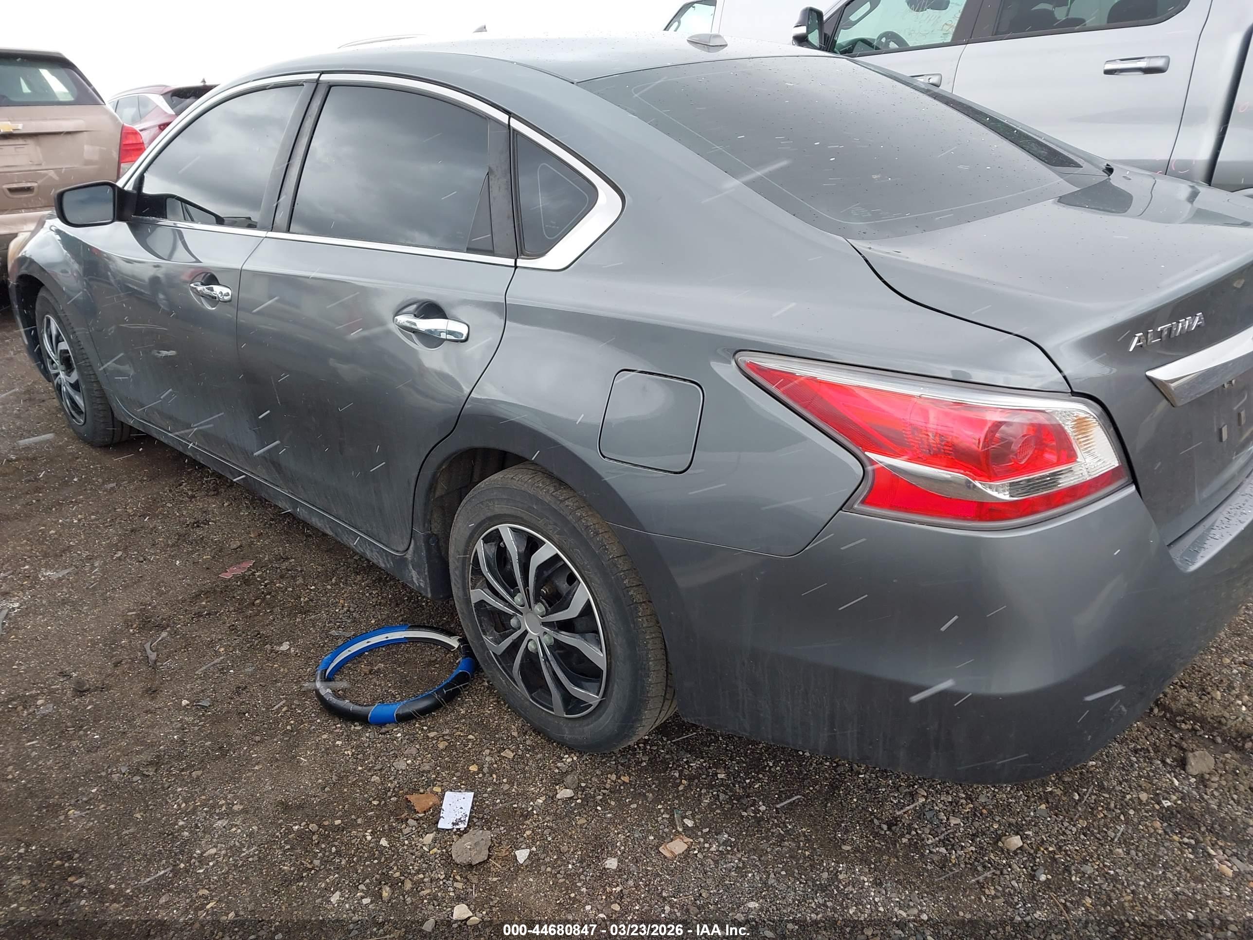 NISSAN ALTIMA image 3