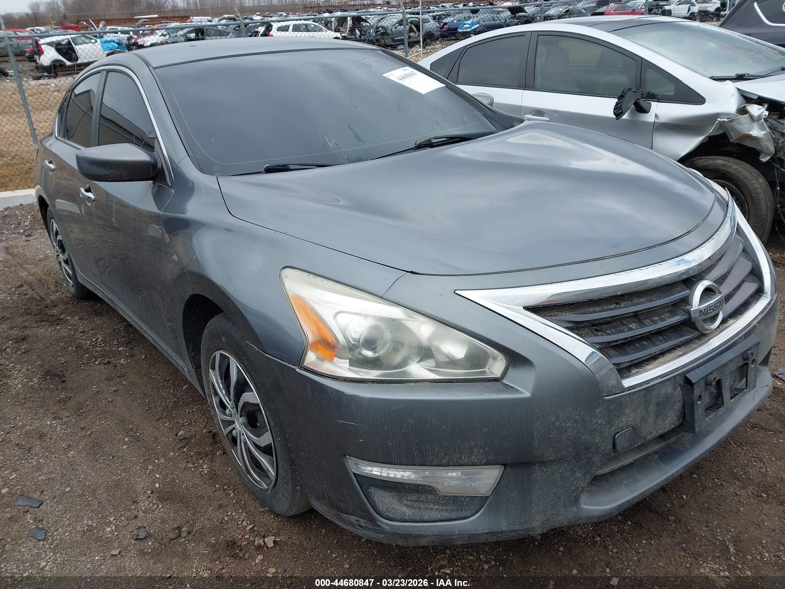 NISSAN ALTIMA image 6
