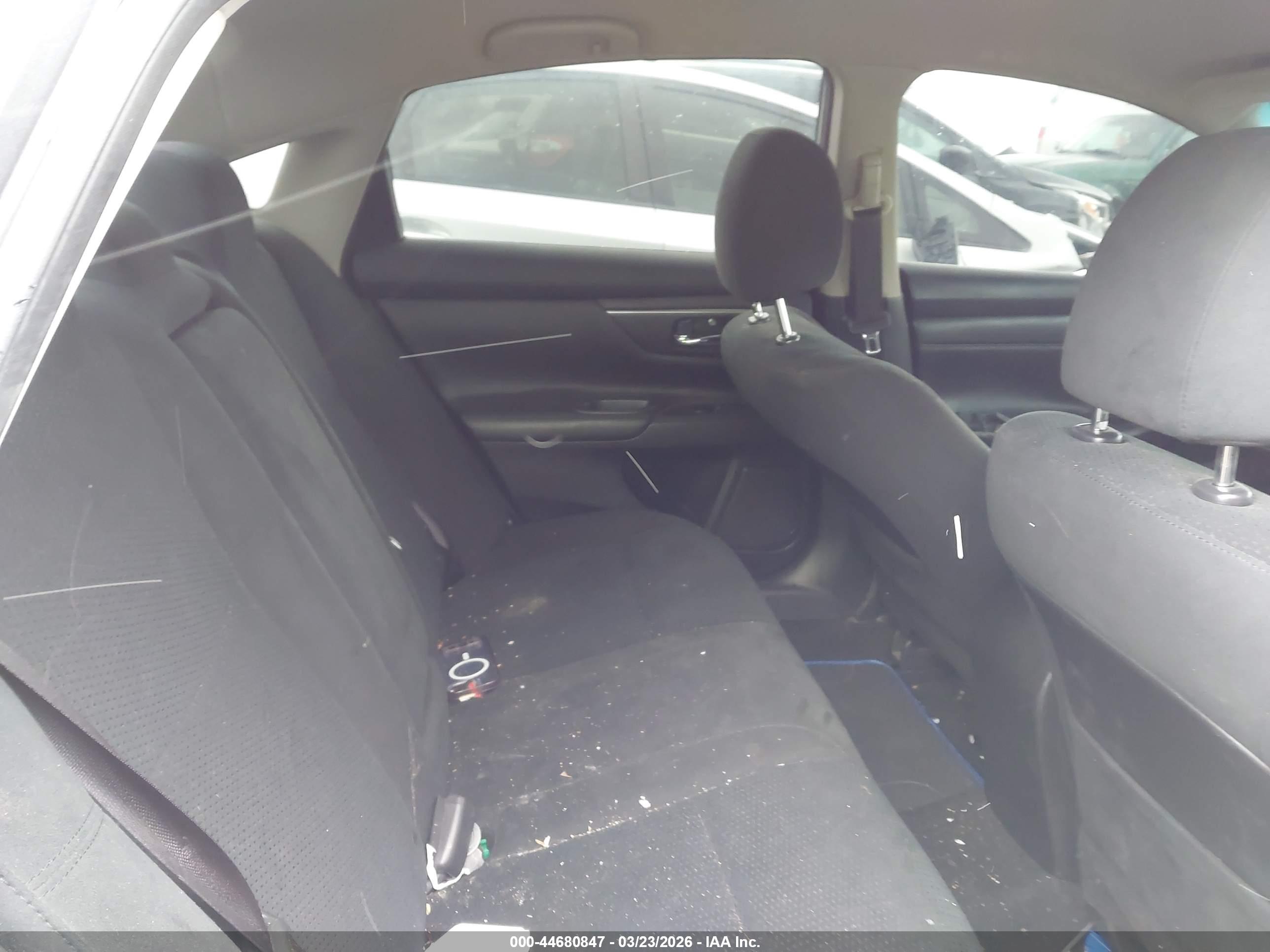 NISSAN ALTIMA image 8