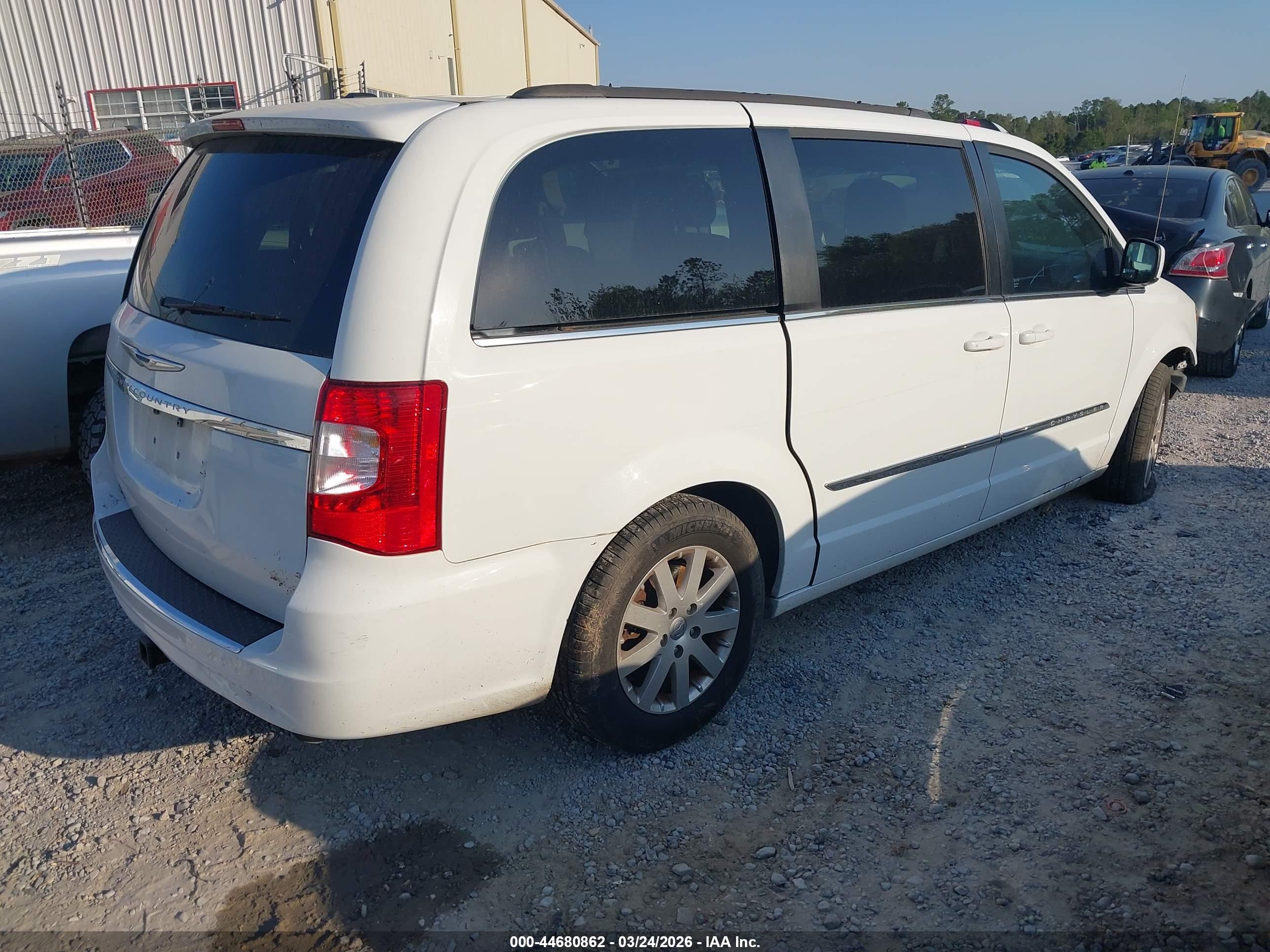 CHRYSLER TOWN image 4