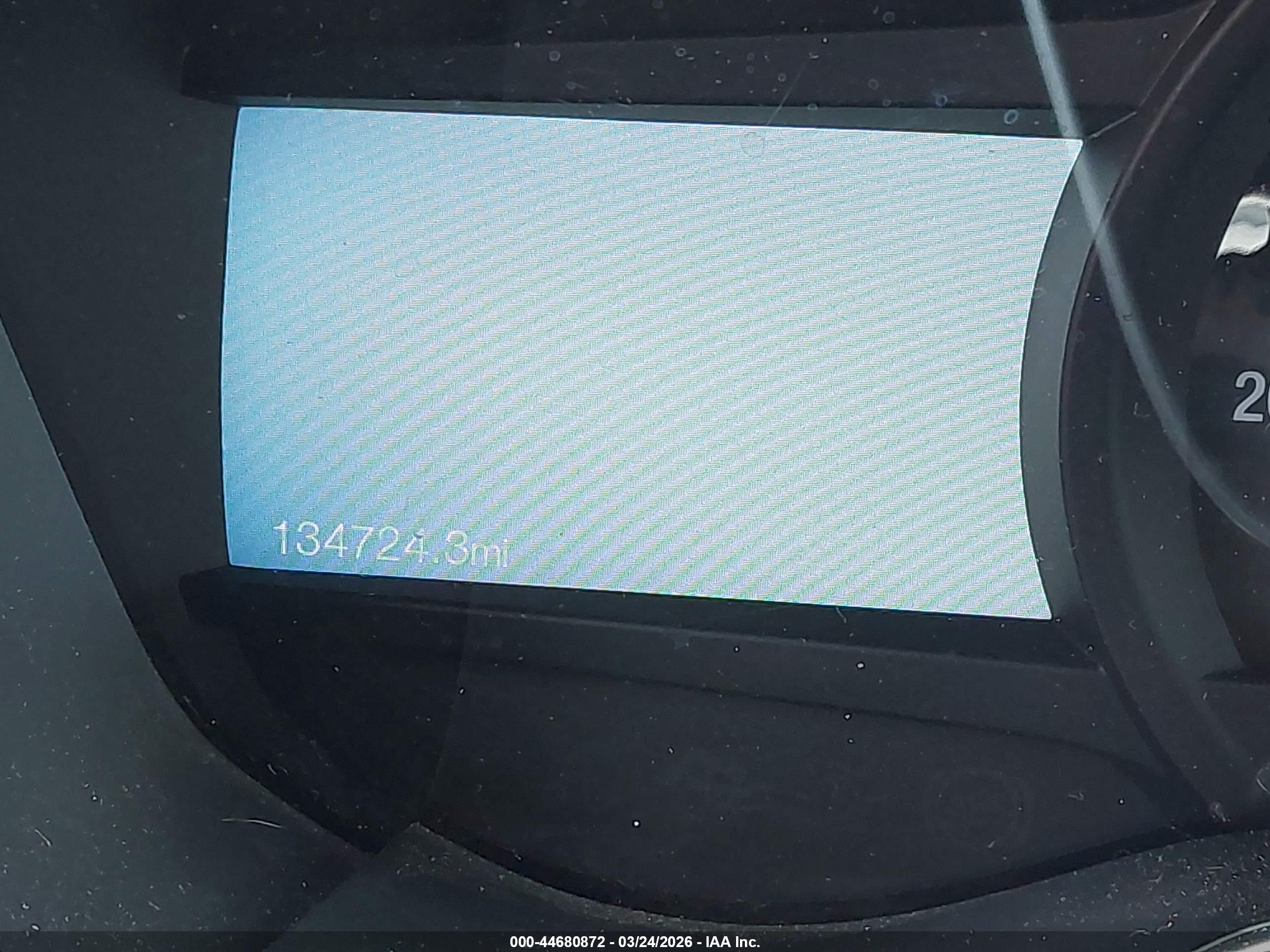 FORD FUSION image 7