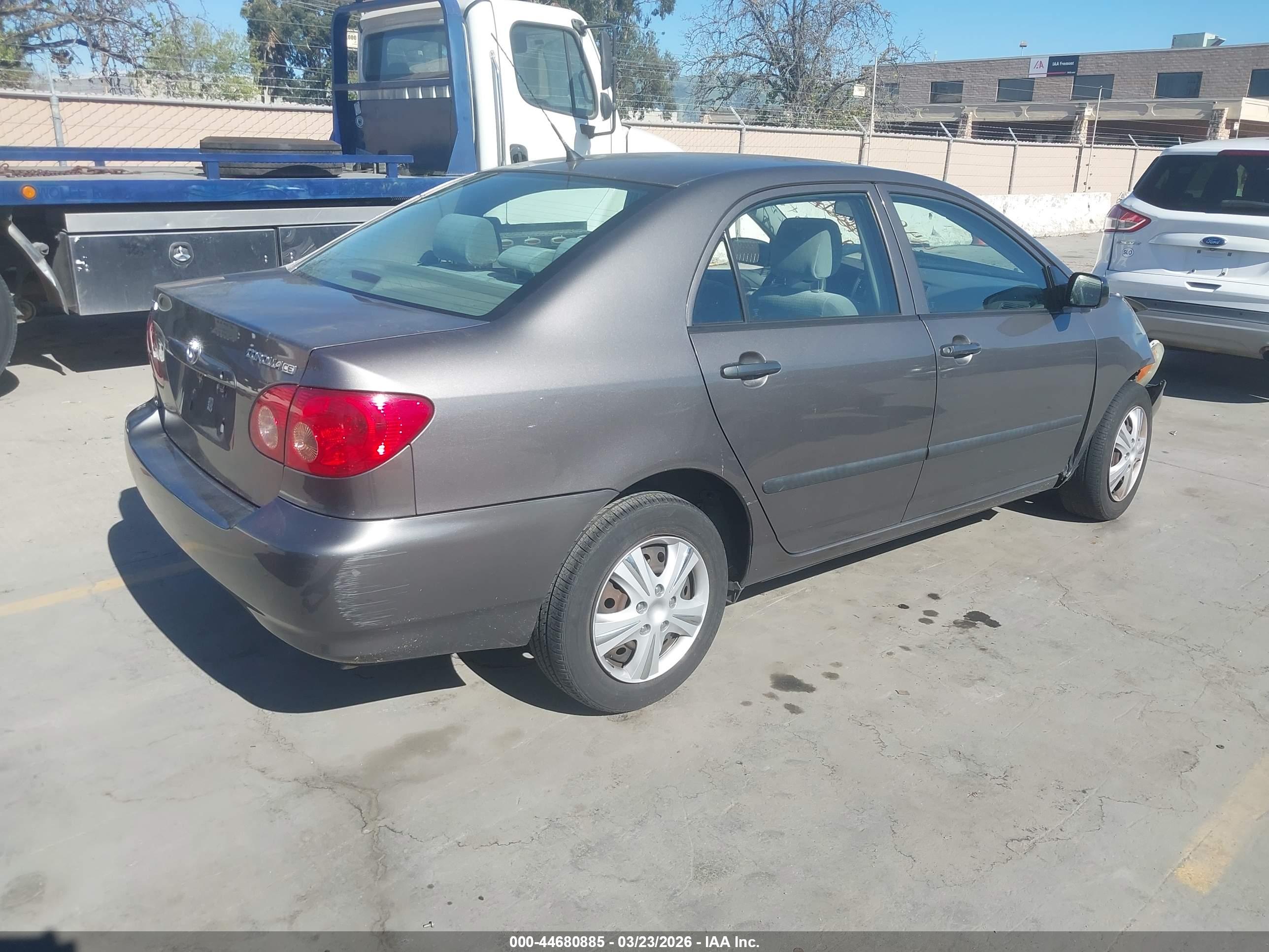 TOYOTA COROLLA image 4