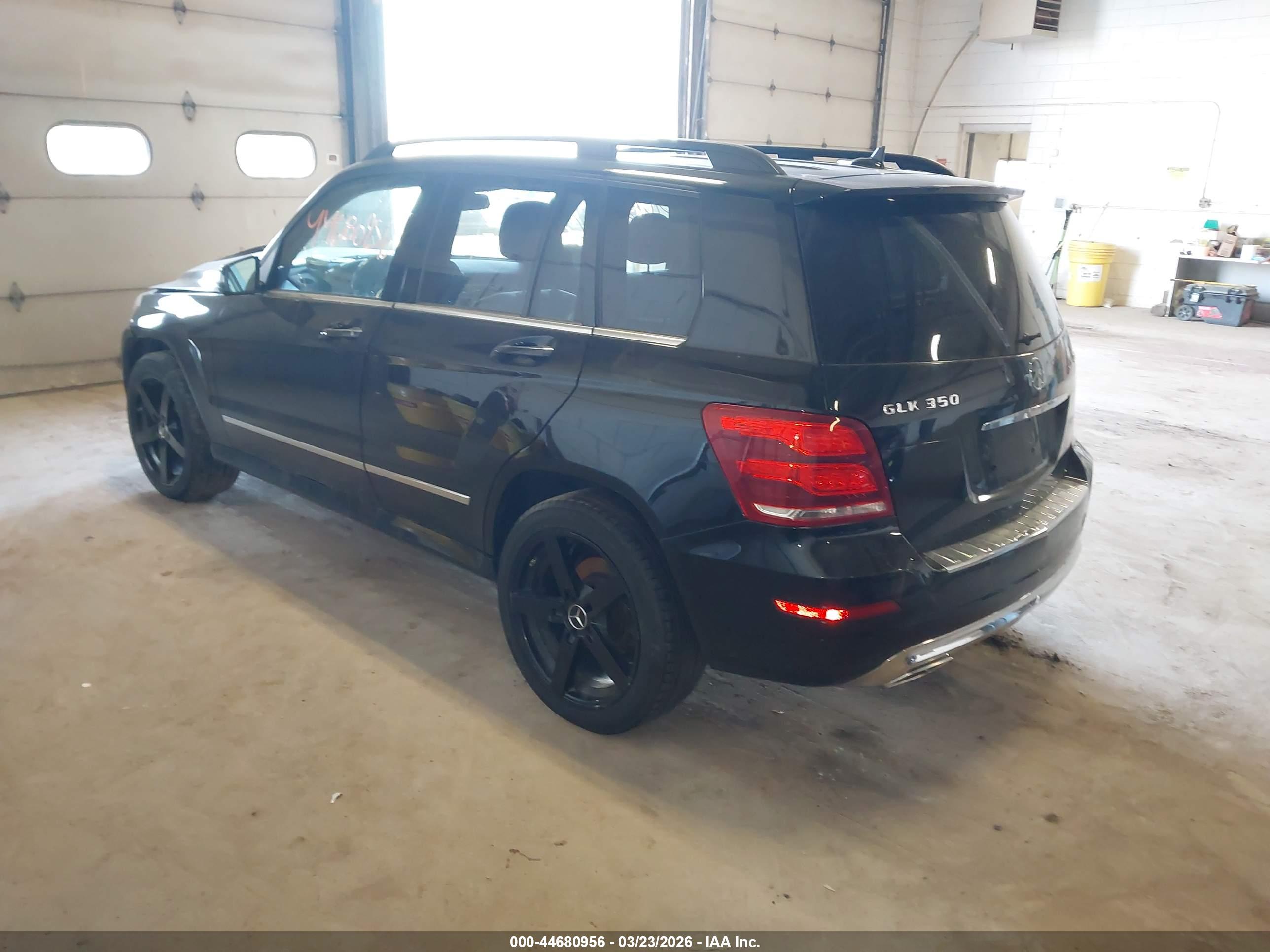 MERCEDES-BENZ GLK image 3