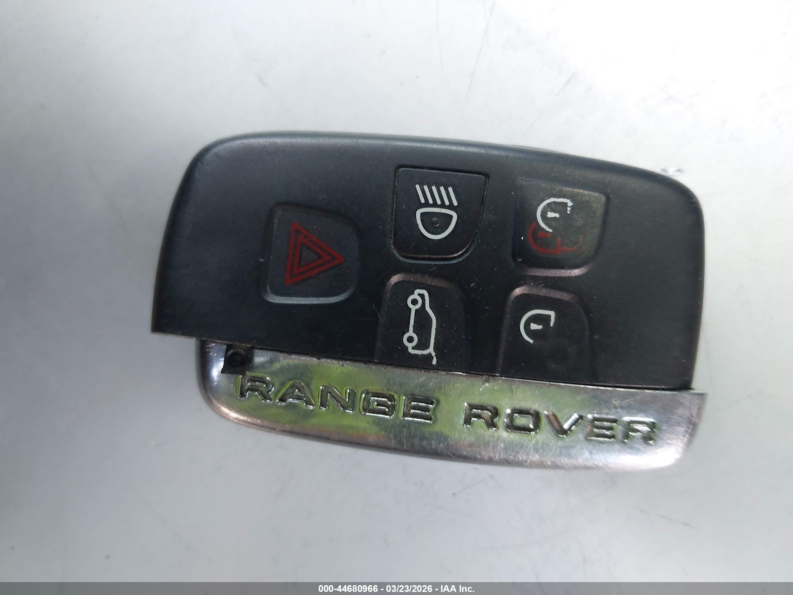 LAND ROVER image 11