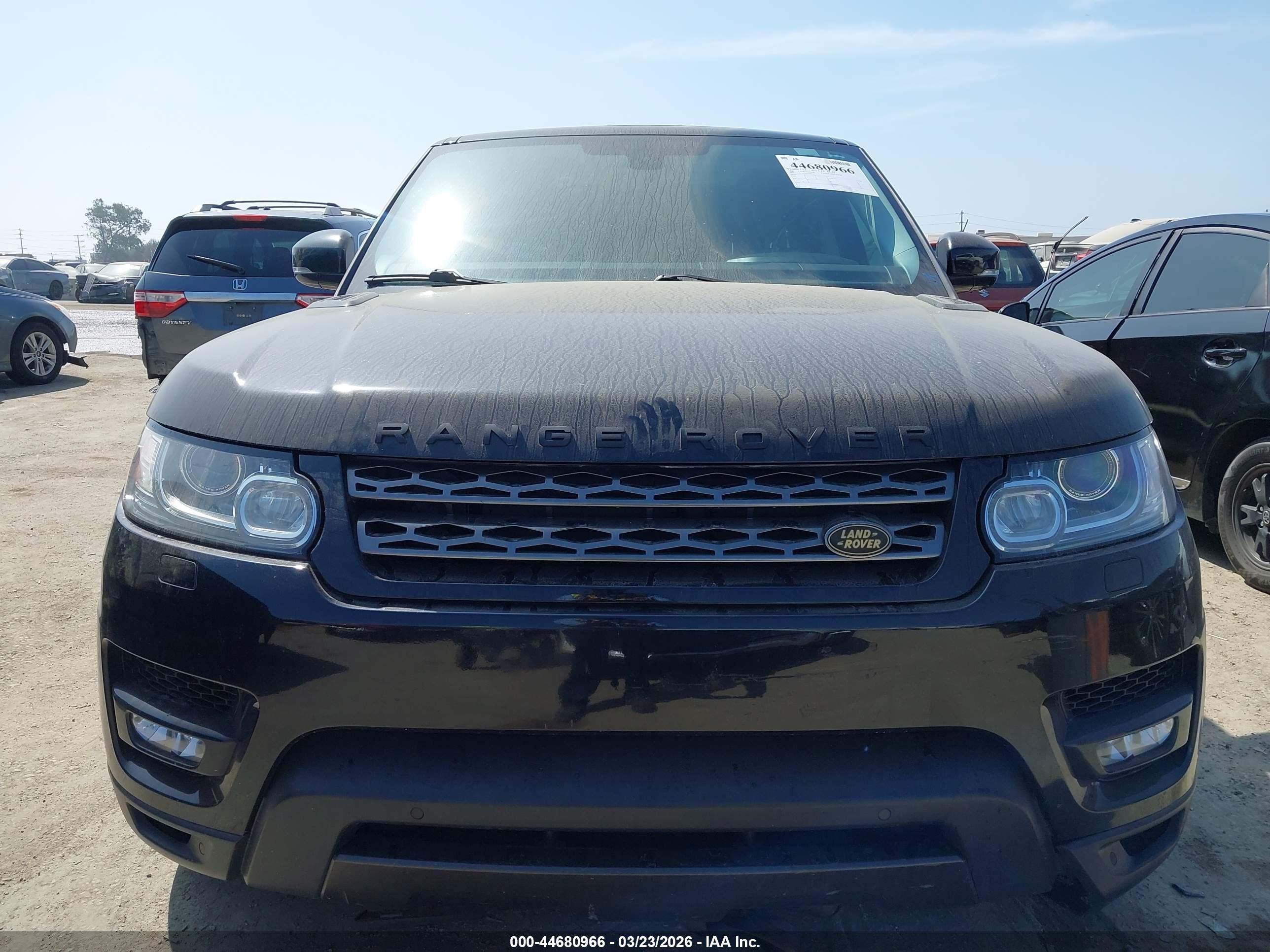 LAND ROVER image 6
