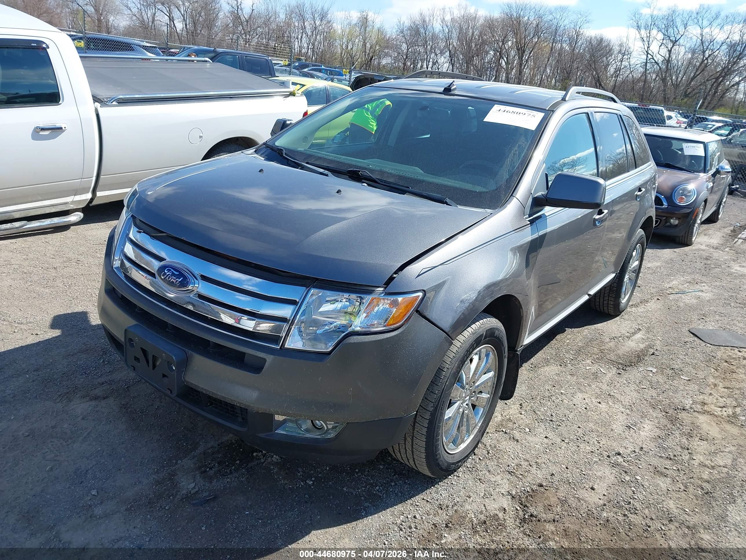 FORD EDGE image 2
