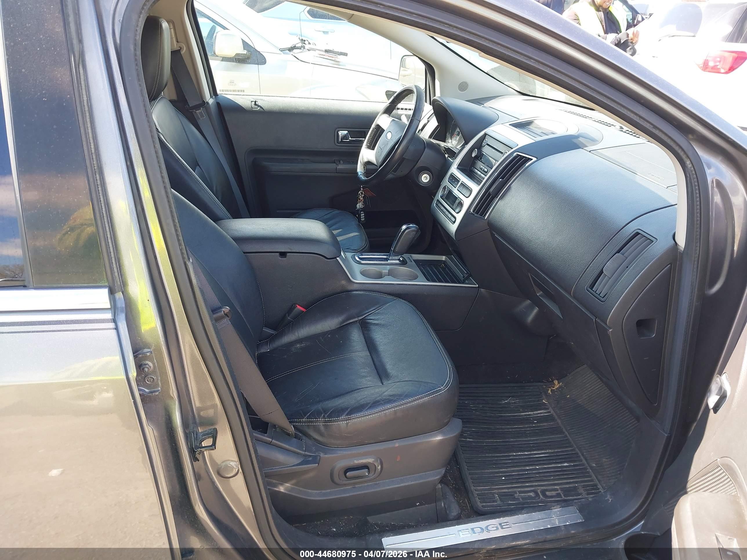 FORD EDGE image 5