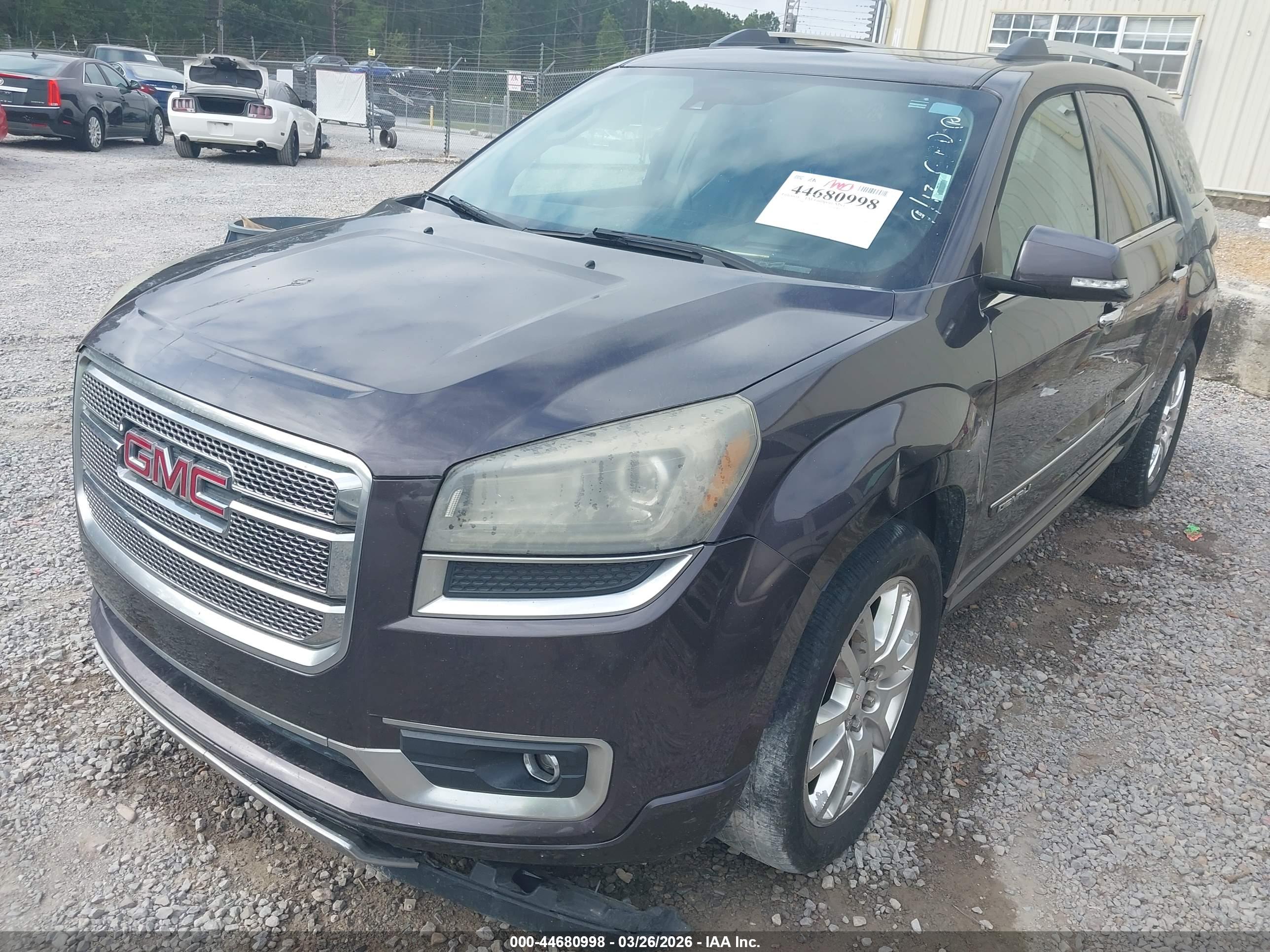 GMC ACADIA image 6