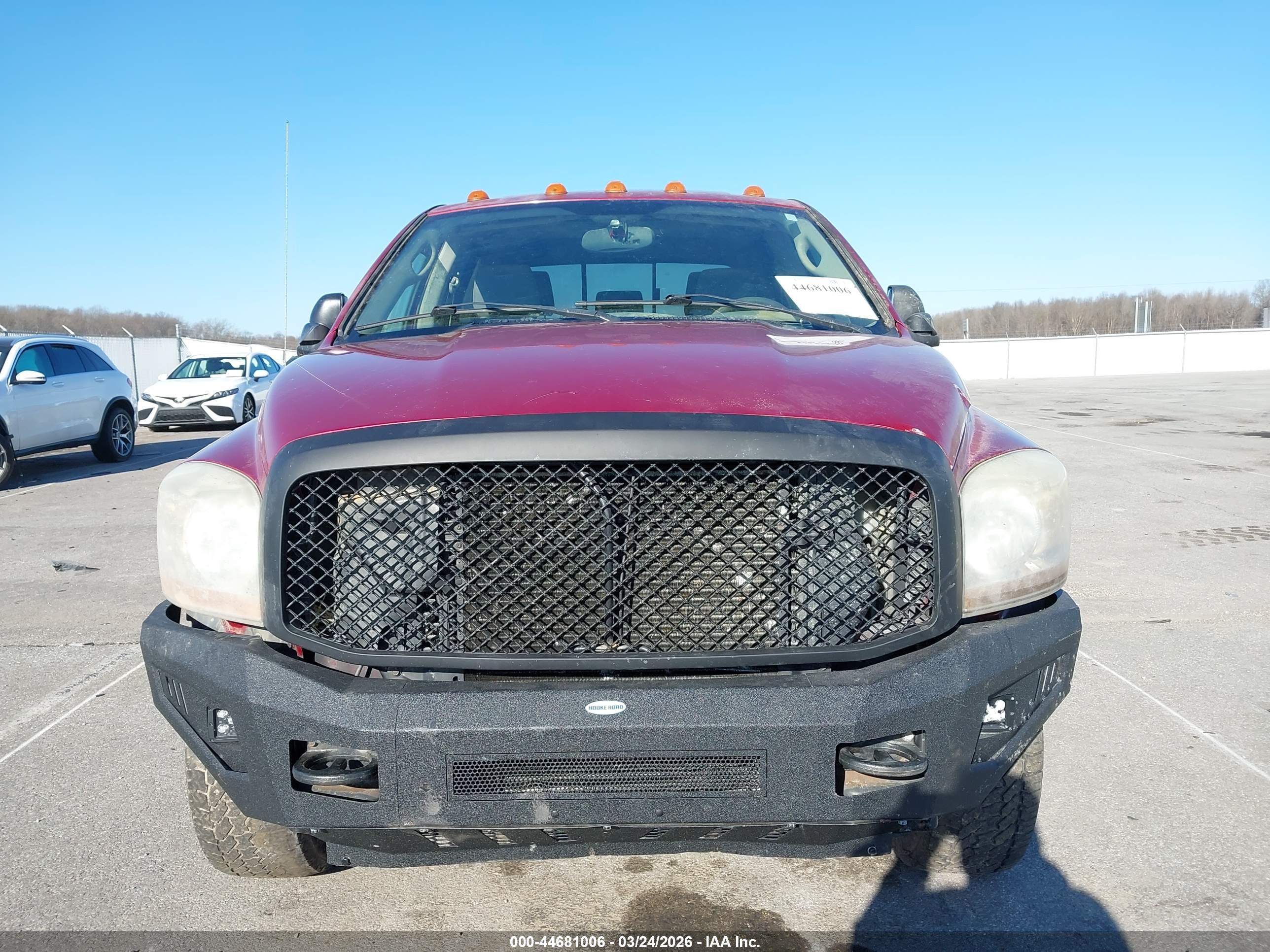 DODGE RAM image 6