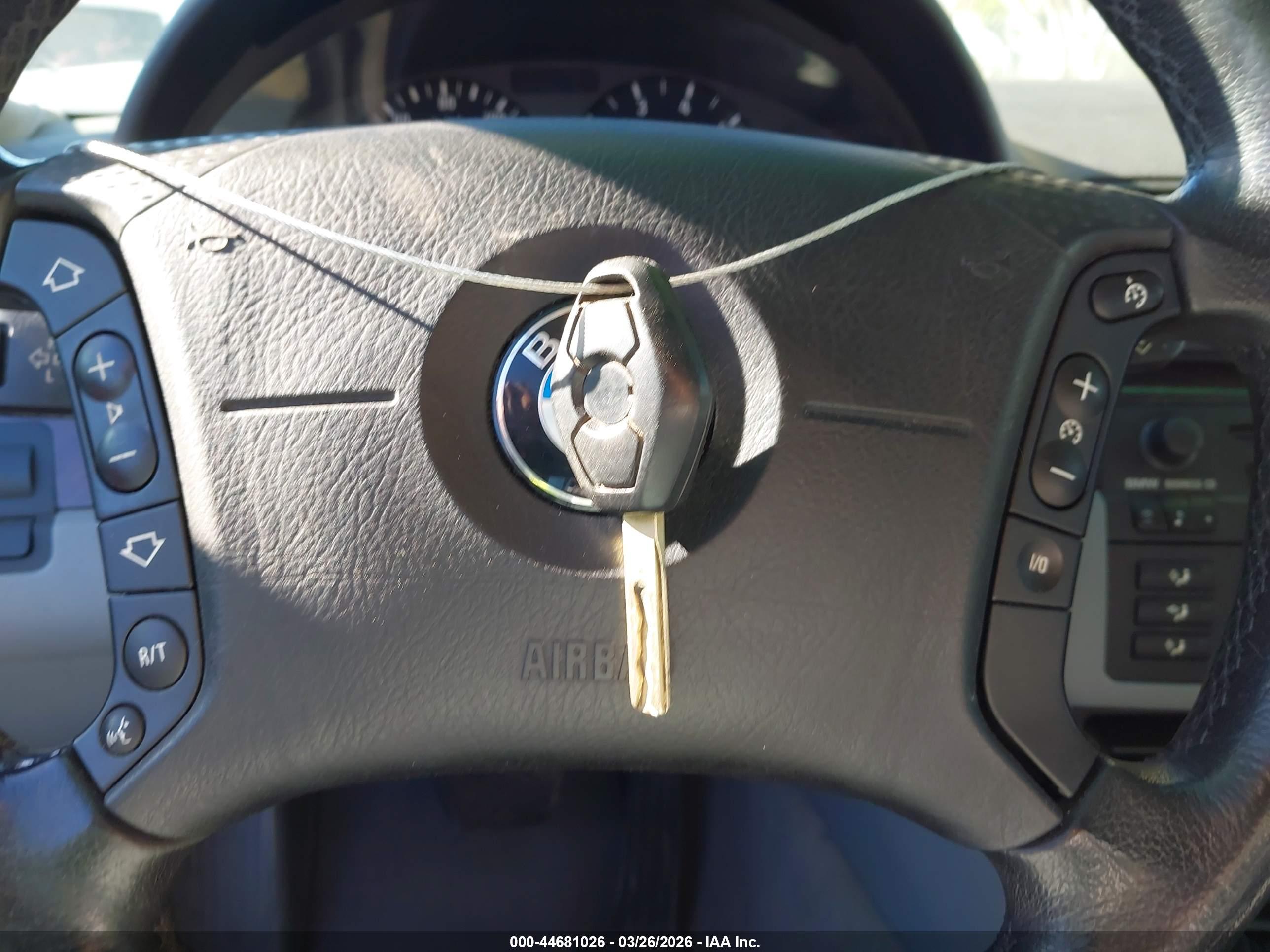 BMW 325XIT image 11