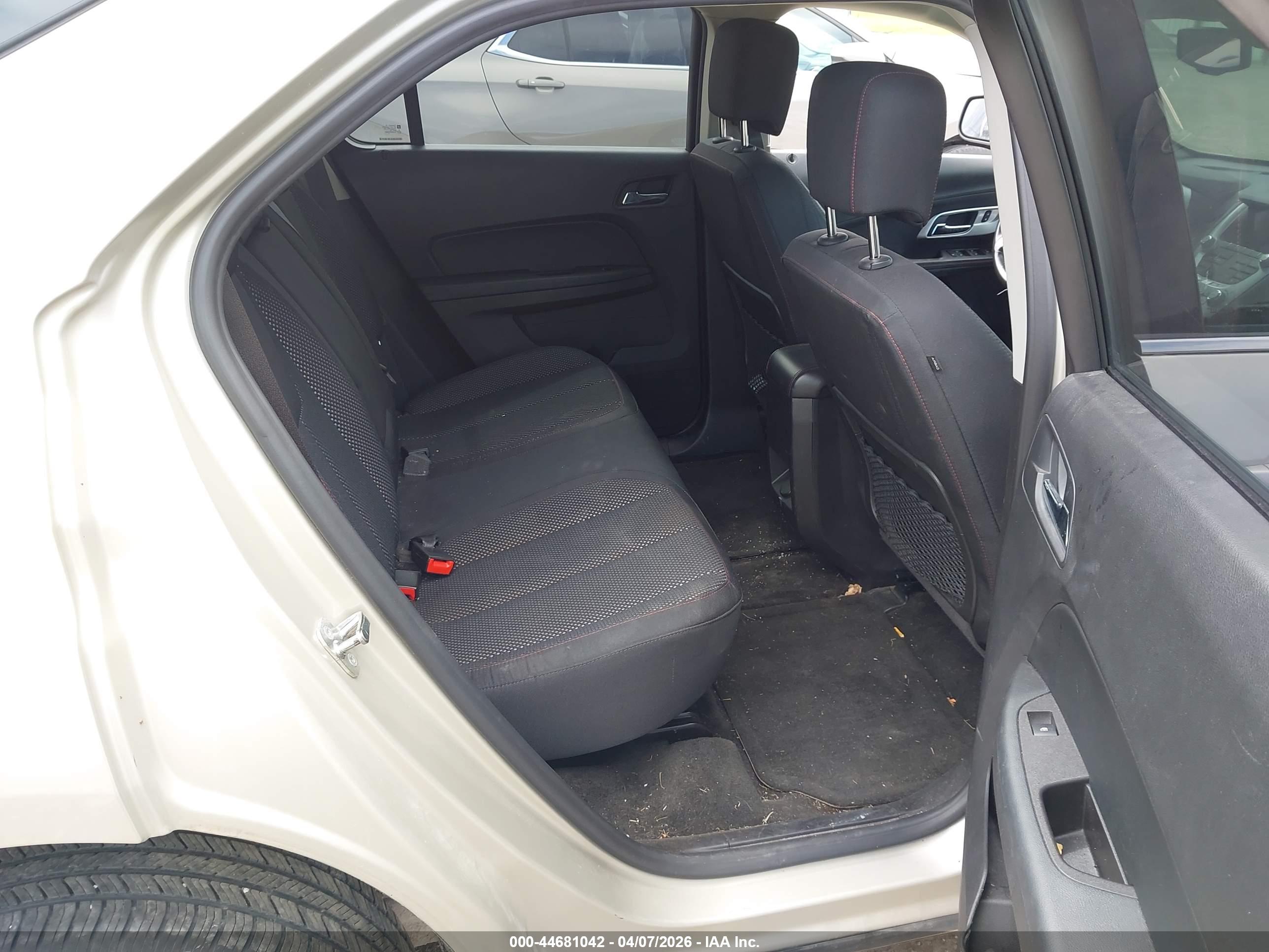CHEVROLET EQUINOX image 8