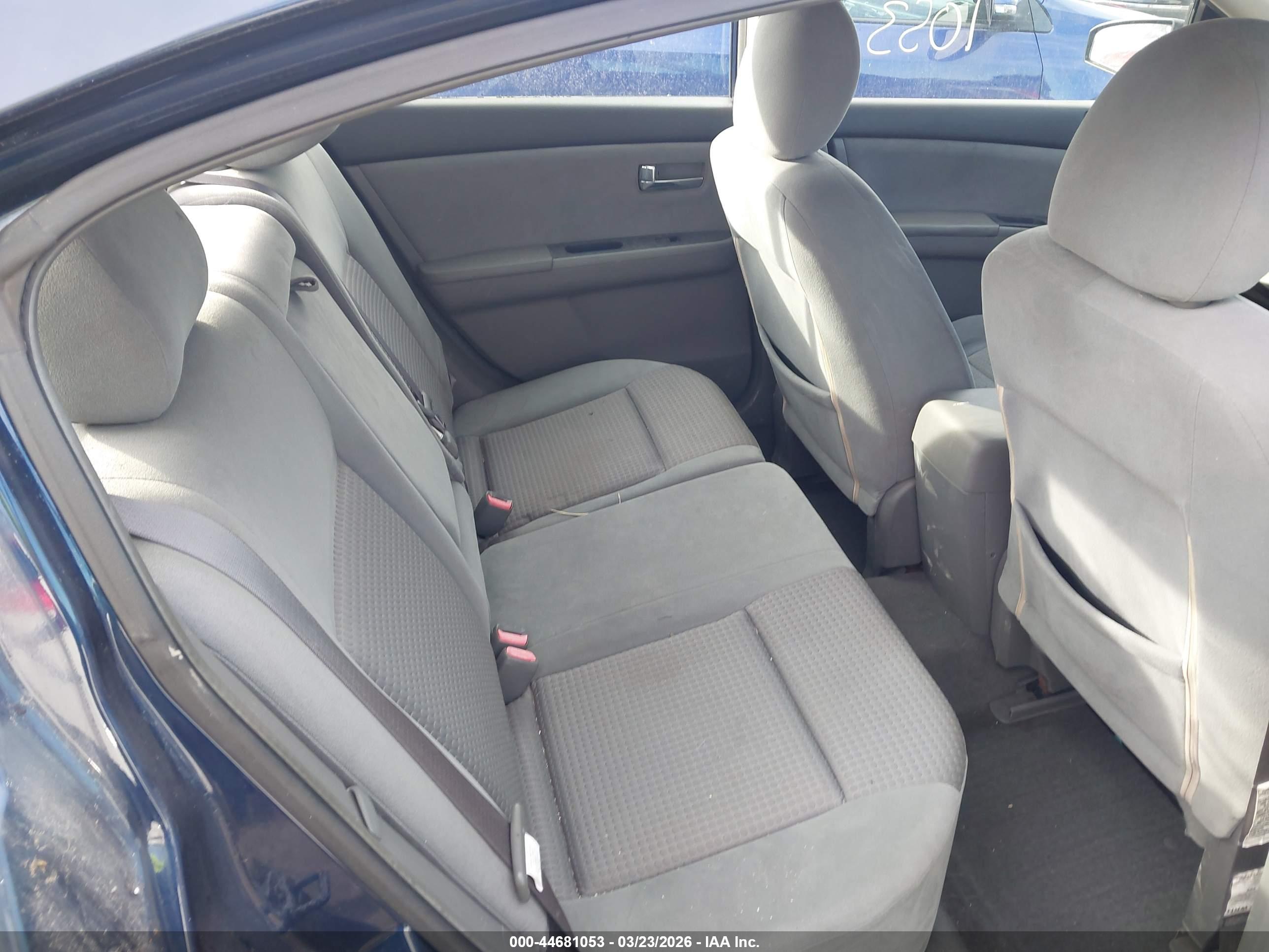 NISSAN SENTRA image 8