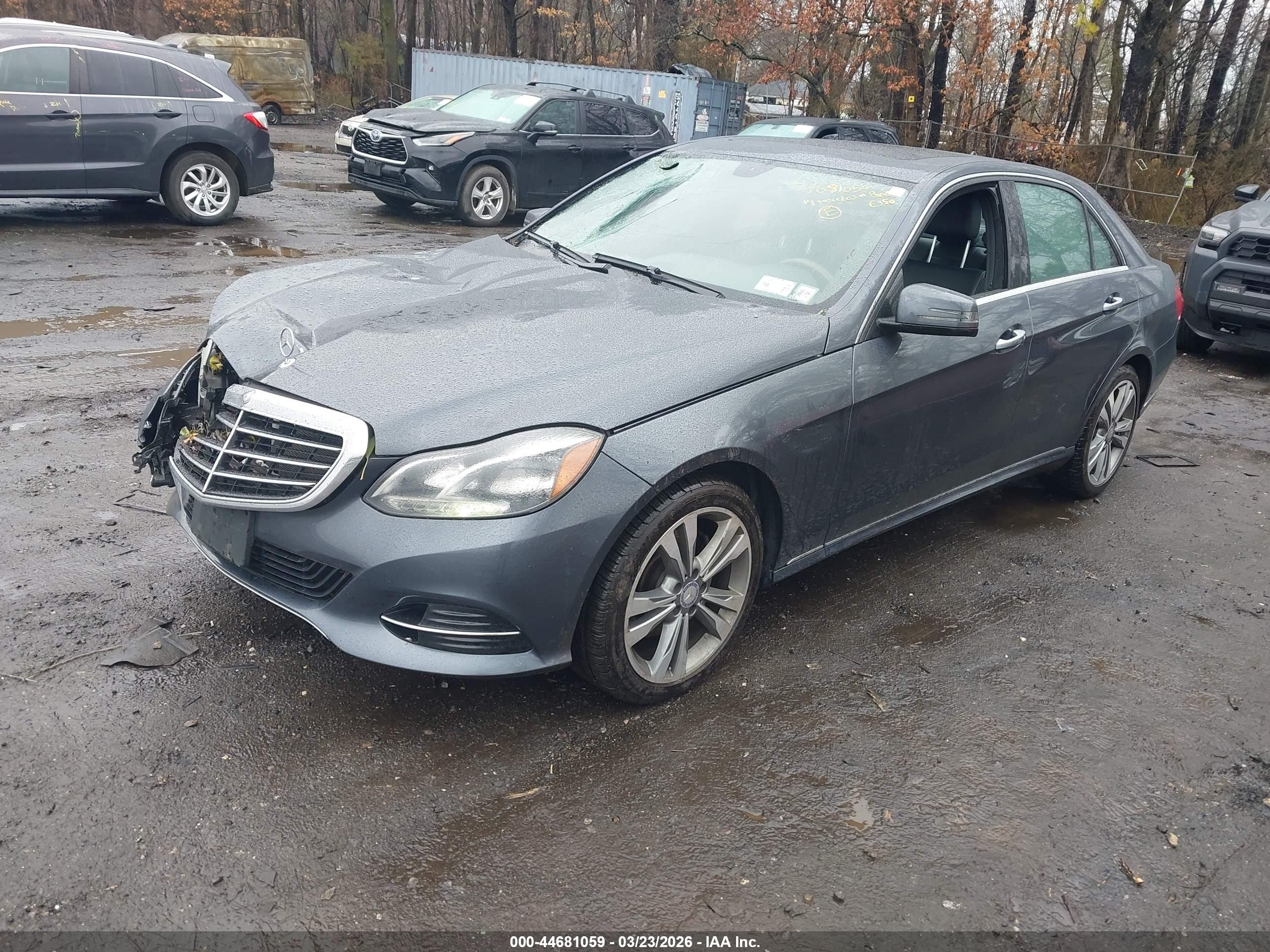 MERCEDES-BENZ E image 2