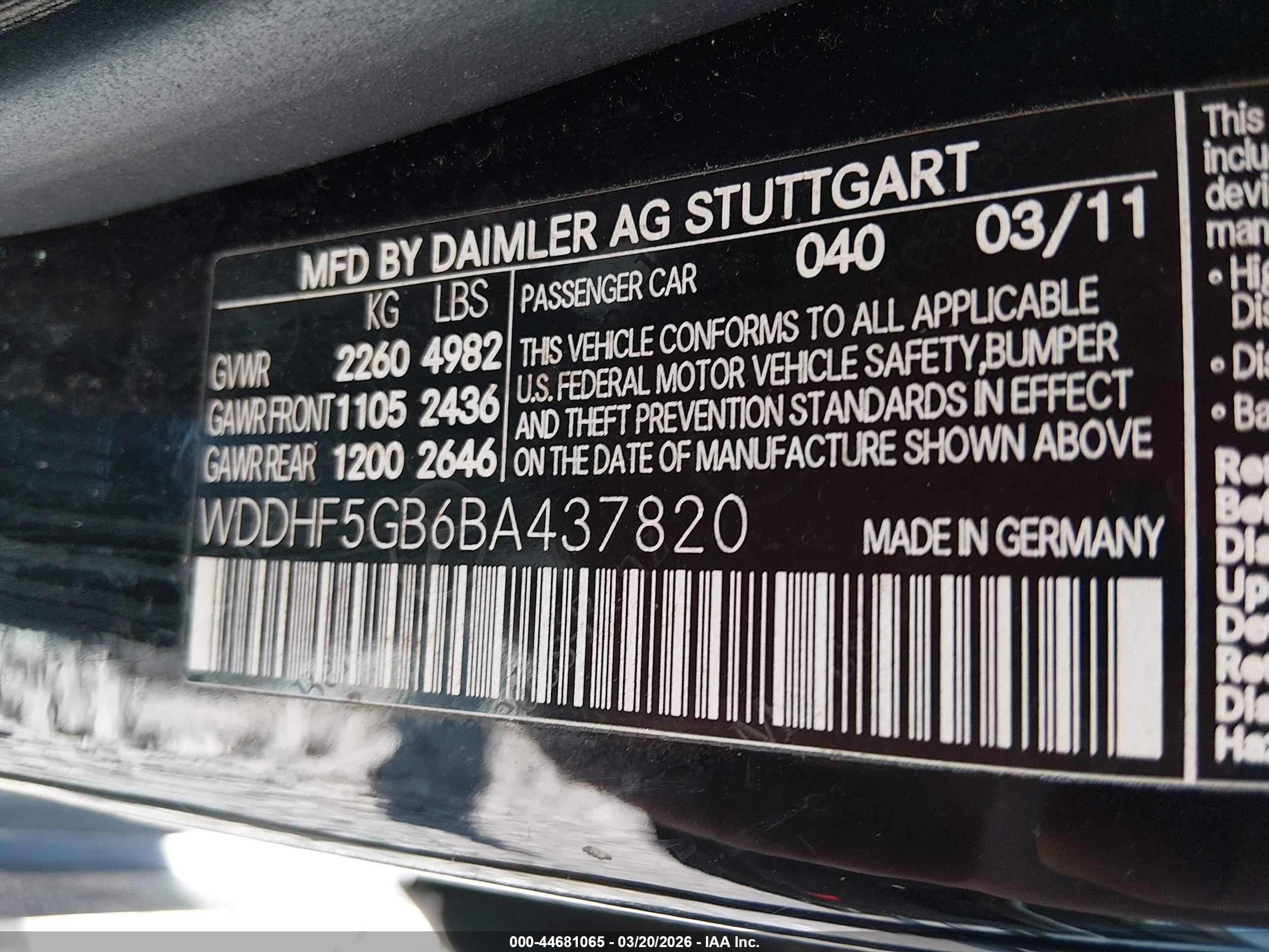 MERCEDES-BENZ E image 9