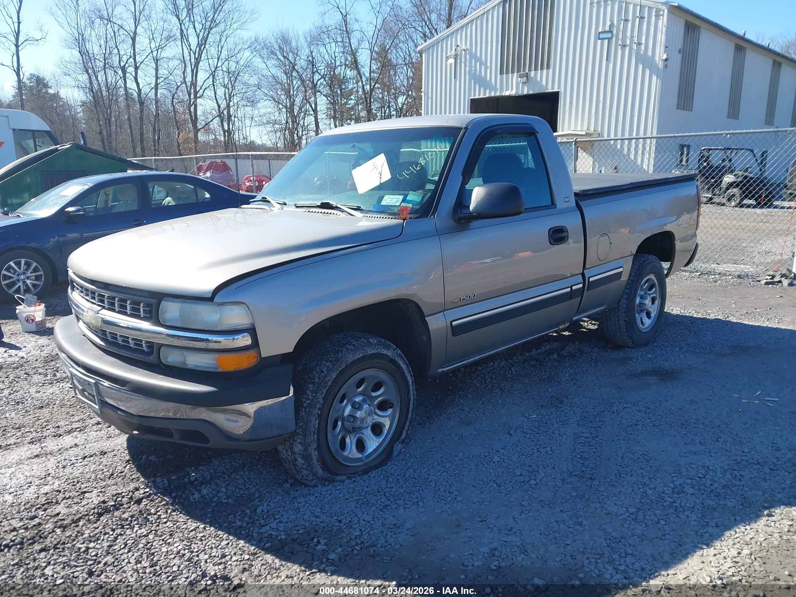 CHEVROLET SILVERADO image 2