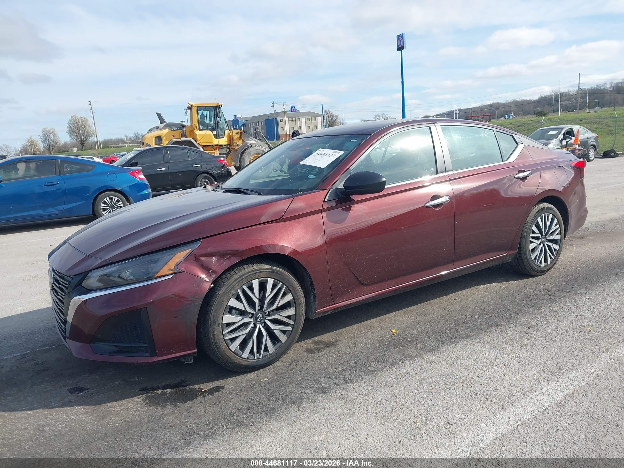 NISSAN ALTIMA image 2