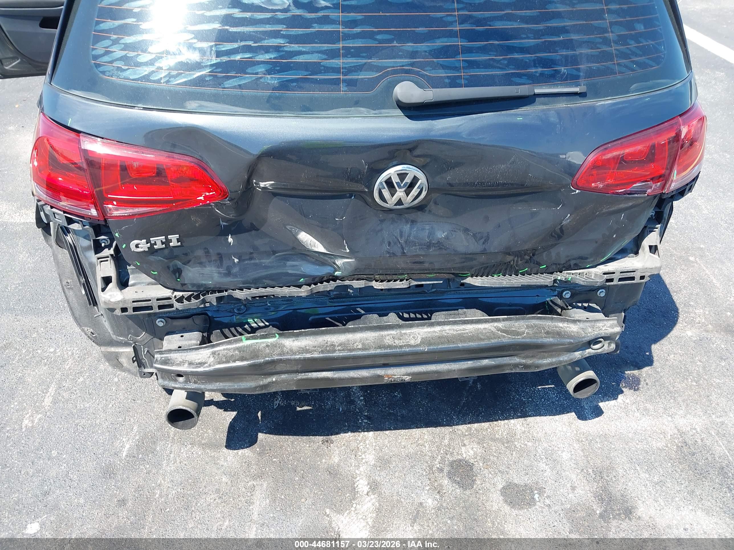 VOLKSWAGEN GOLF image 6