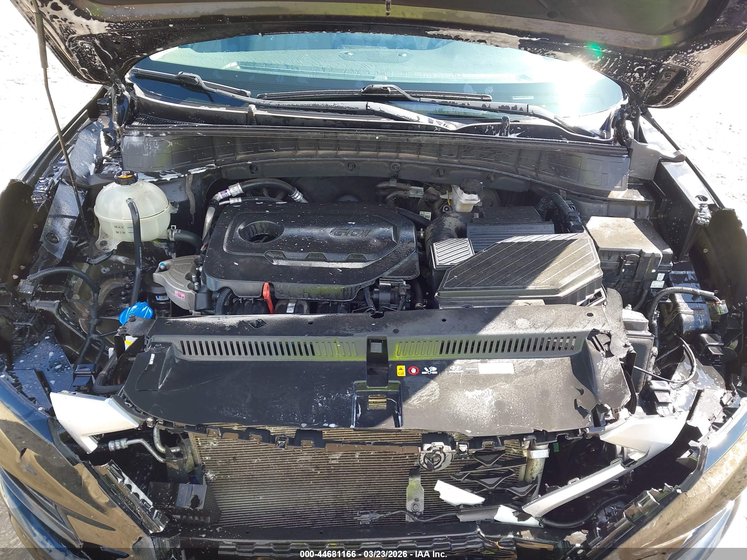 HYUNDAI TUCSON image 10