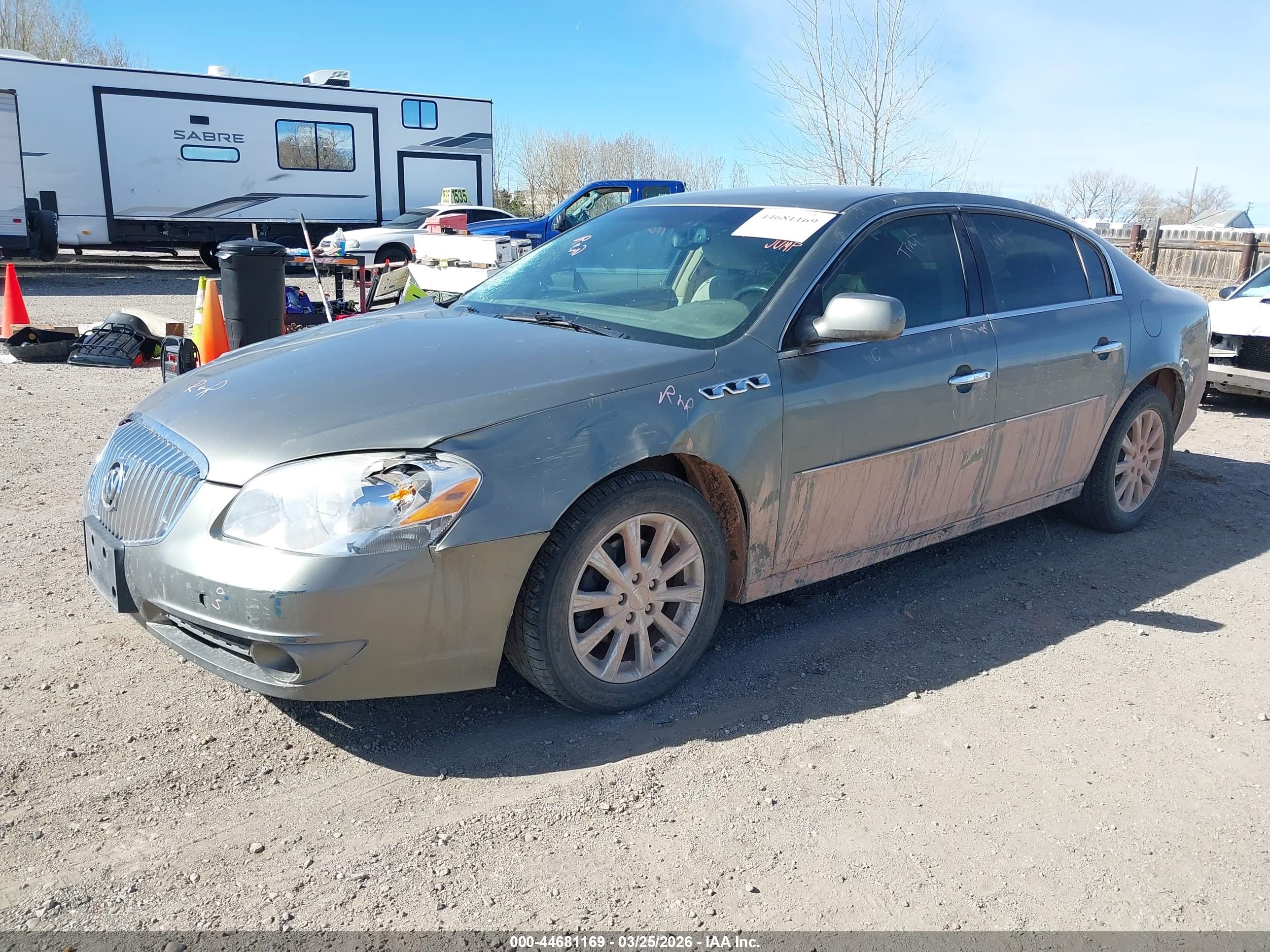 BUICK LUCERNE image 2