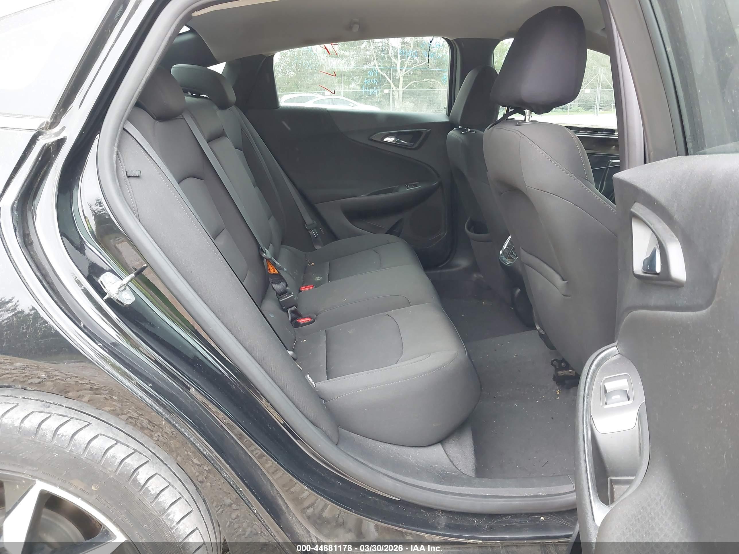 CHEVROLET MALIBU image 8