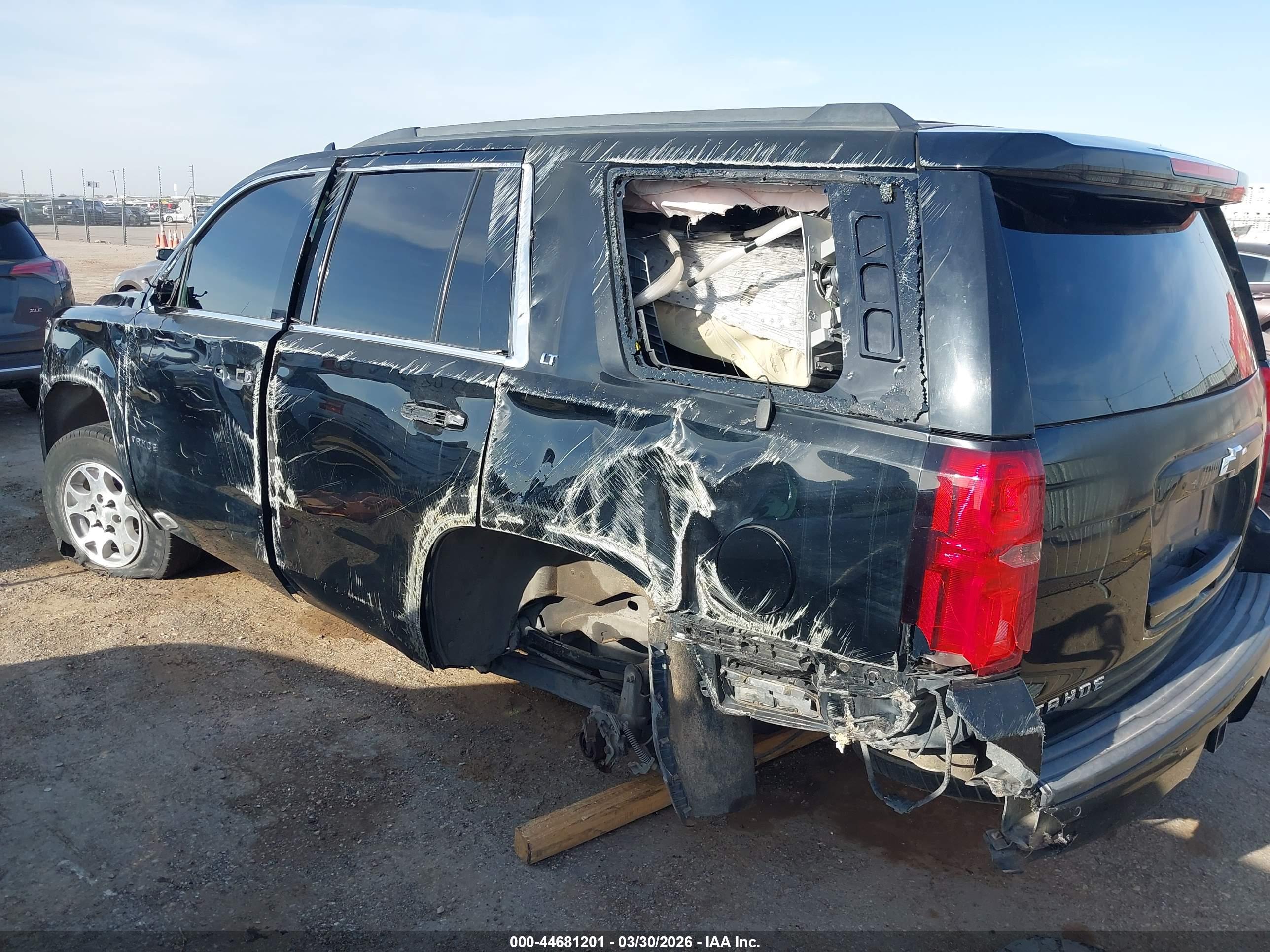 CHEVROLET TAHOE image 6