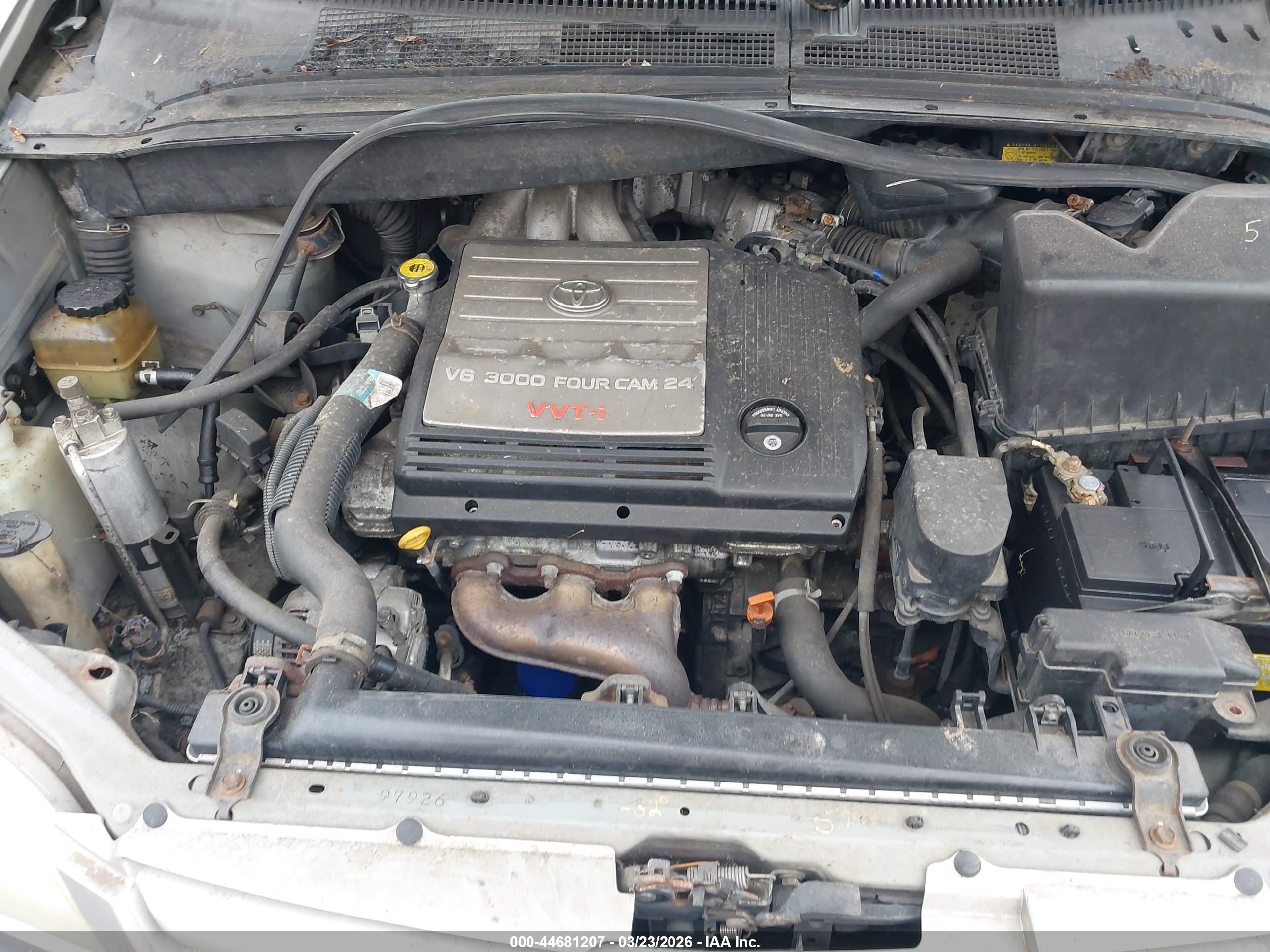 TOYOTA SIENNA image 10