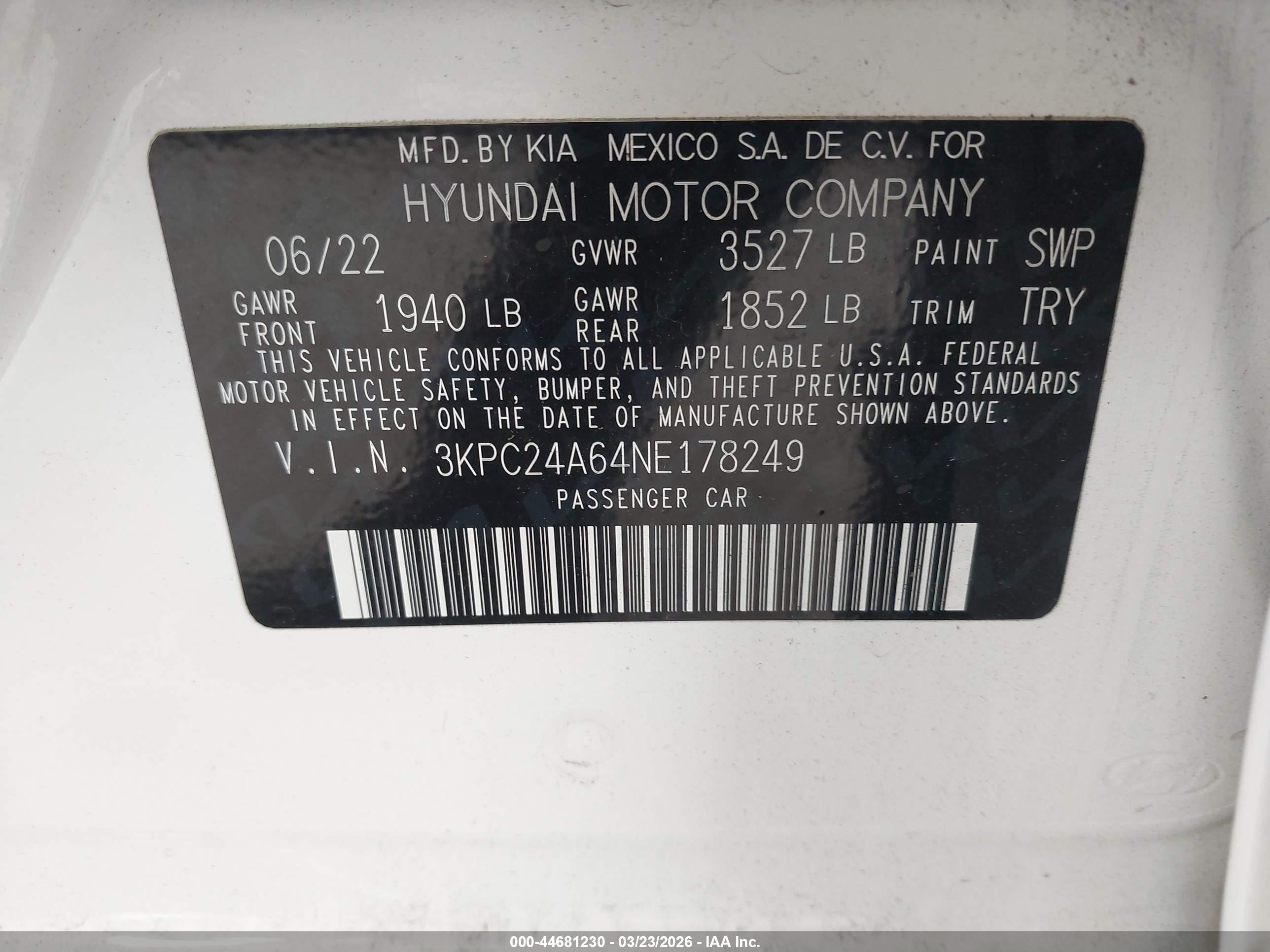HYUNDAI ACCENT image 9