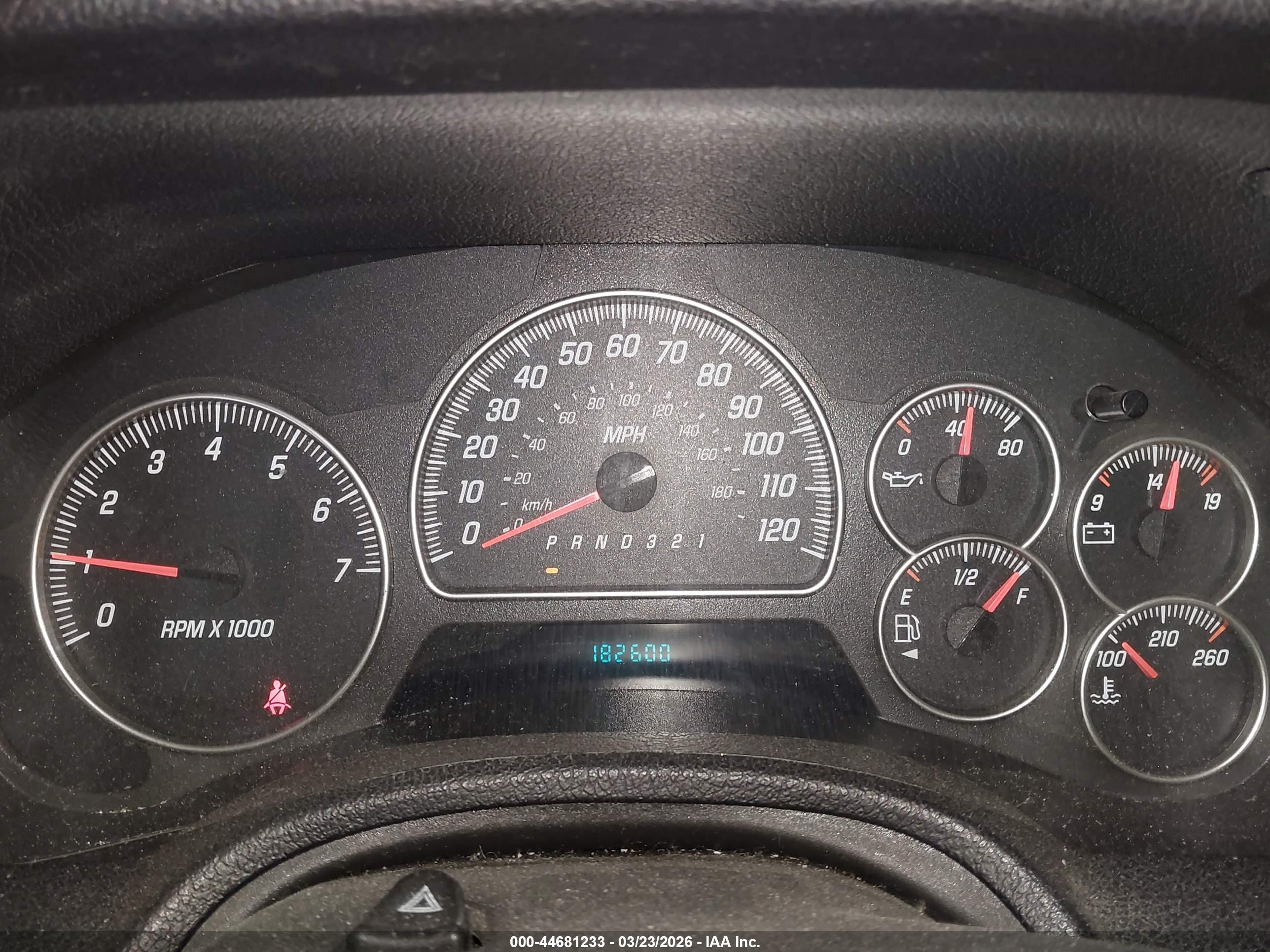GMC ENVOY image 7