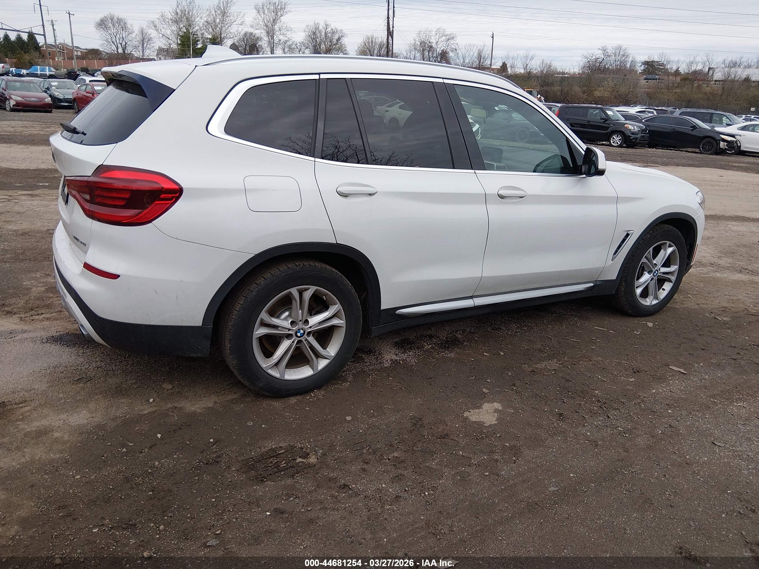 BMW X3 image 4