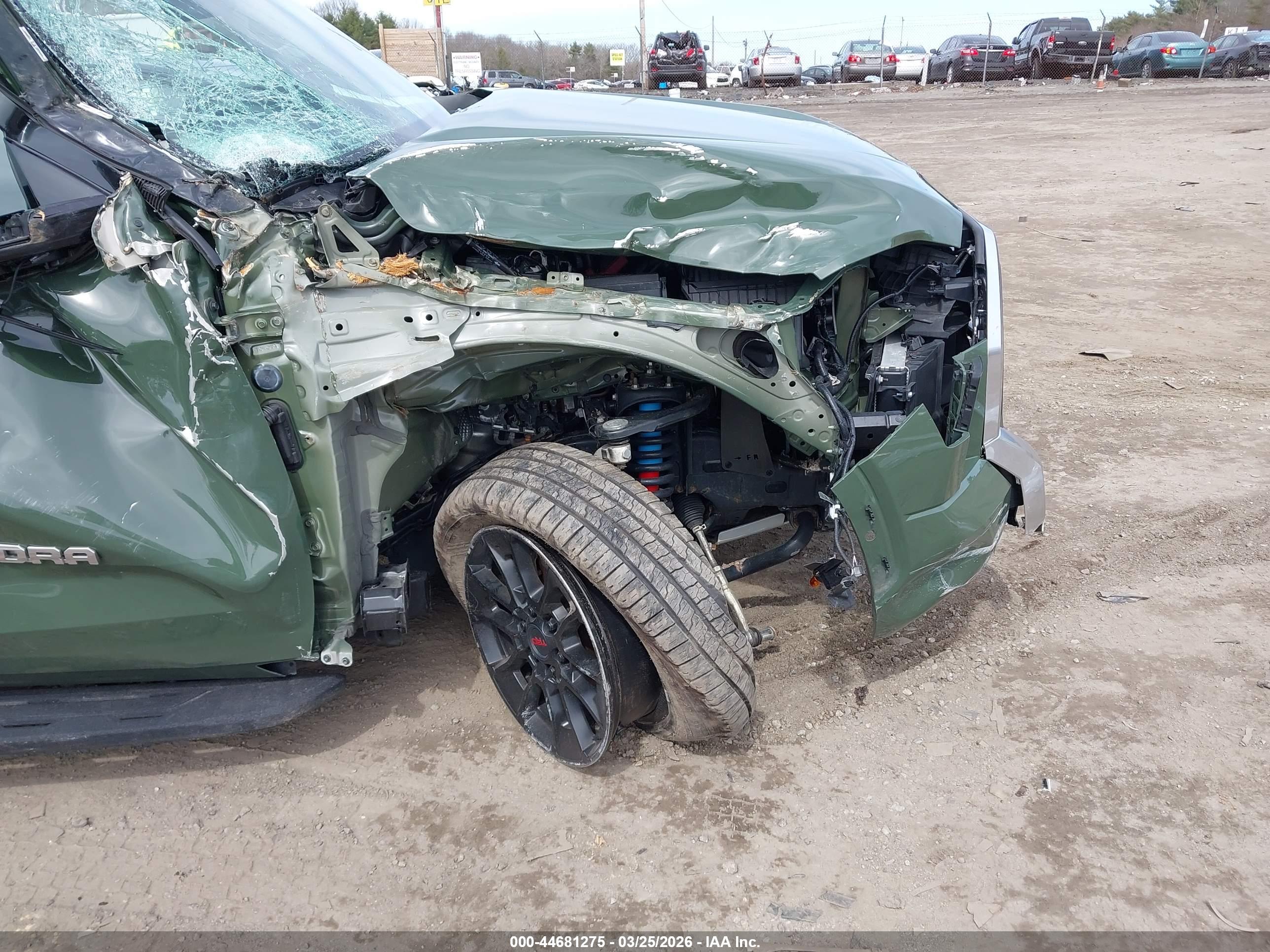 TOYOTA TUNDRA image 6