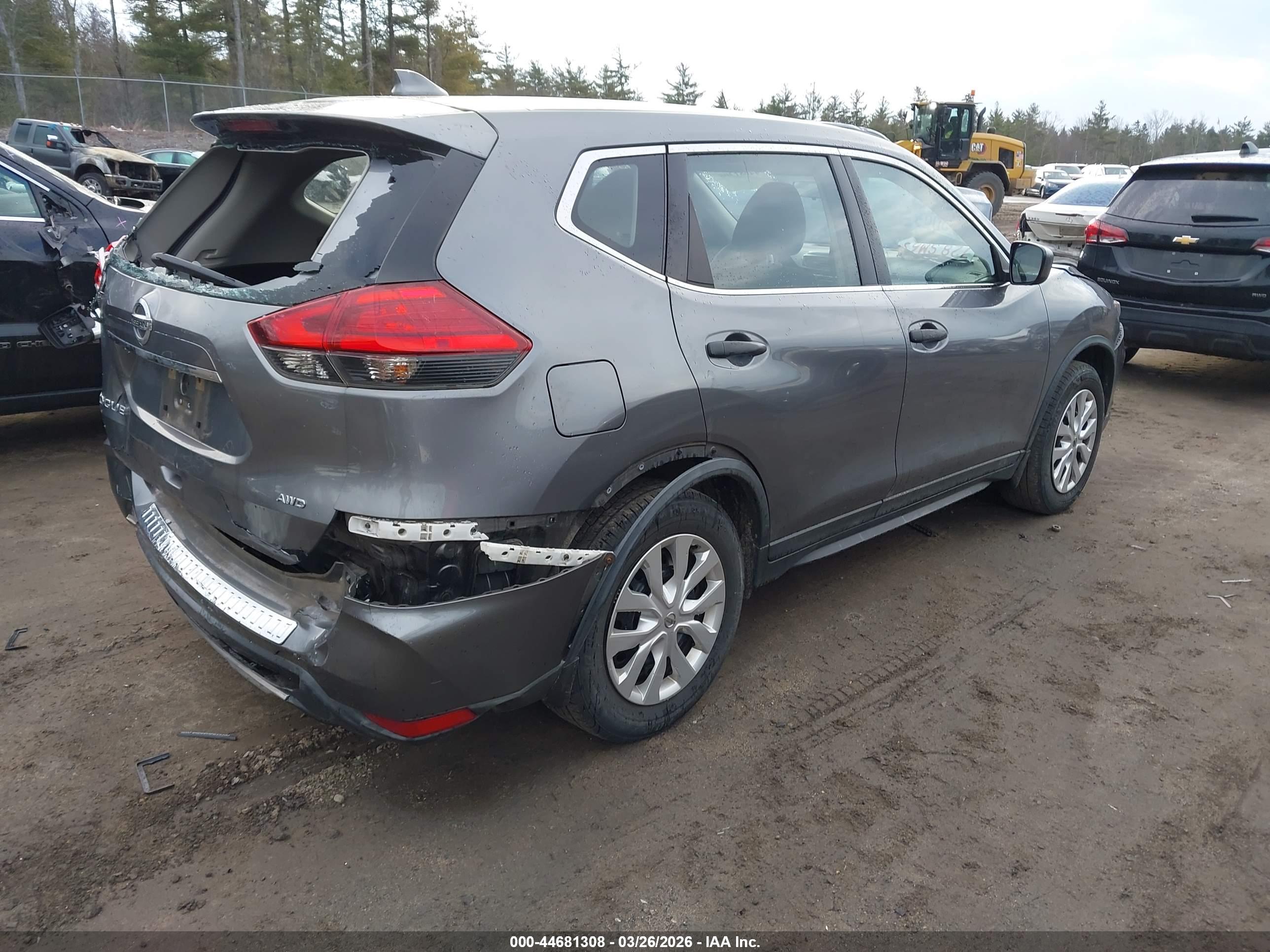NISSAN ROGUE image 4