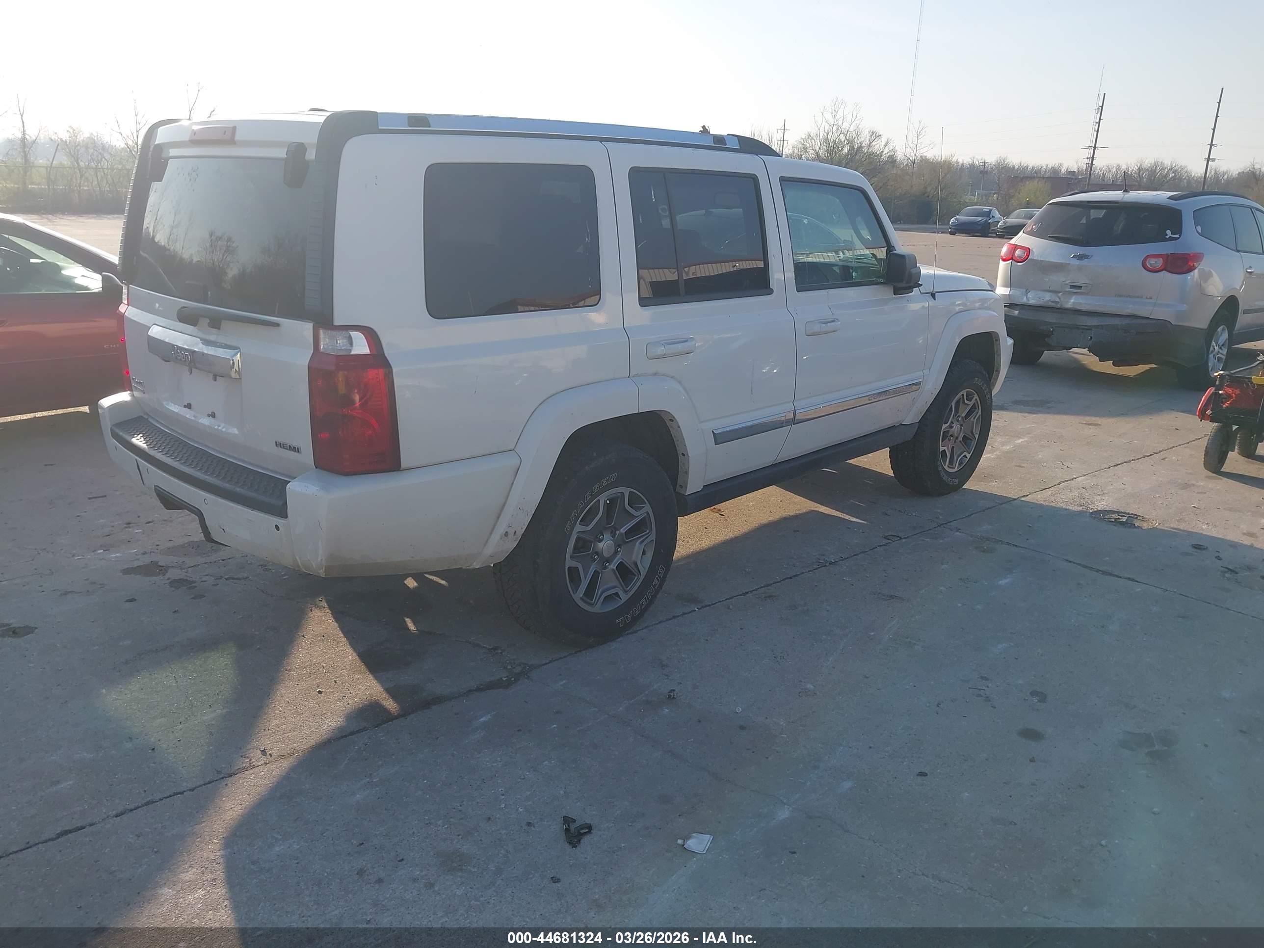 JEEP COMMANDER image 4
