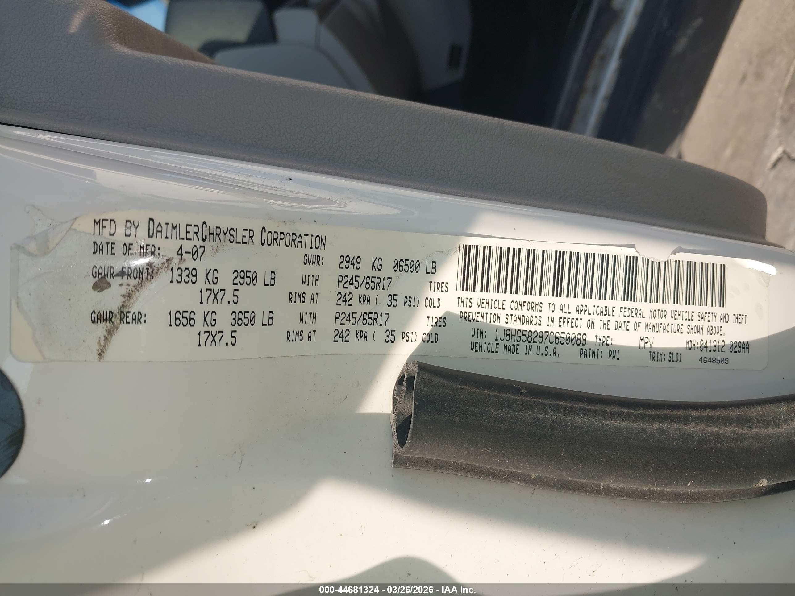 JEEP COMMANDER image 9