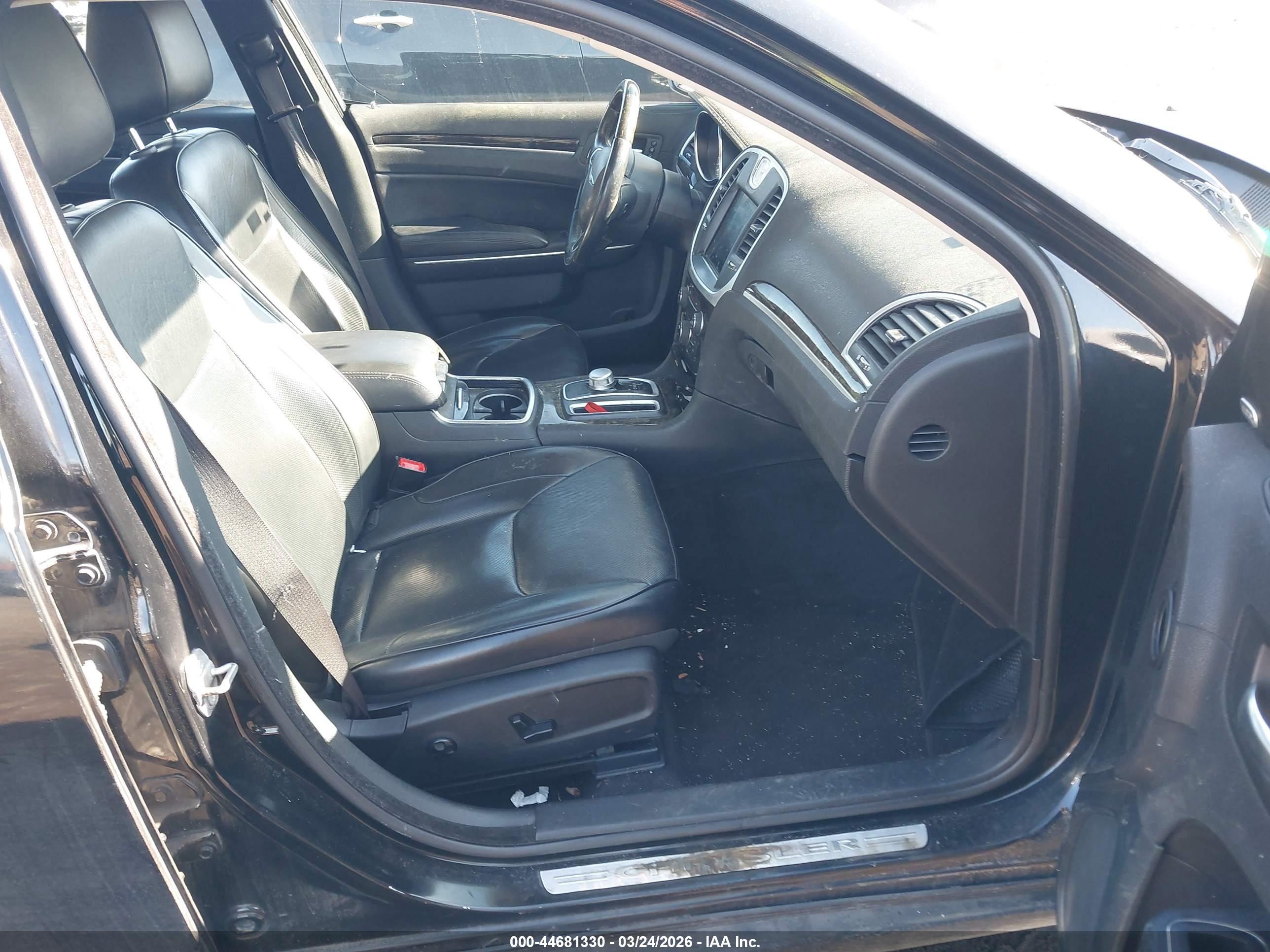 CHRYSLER 300C image 5
