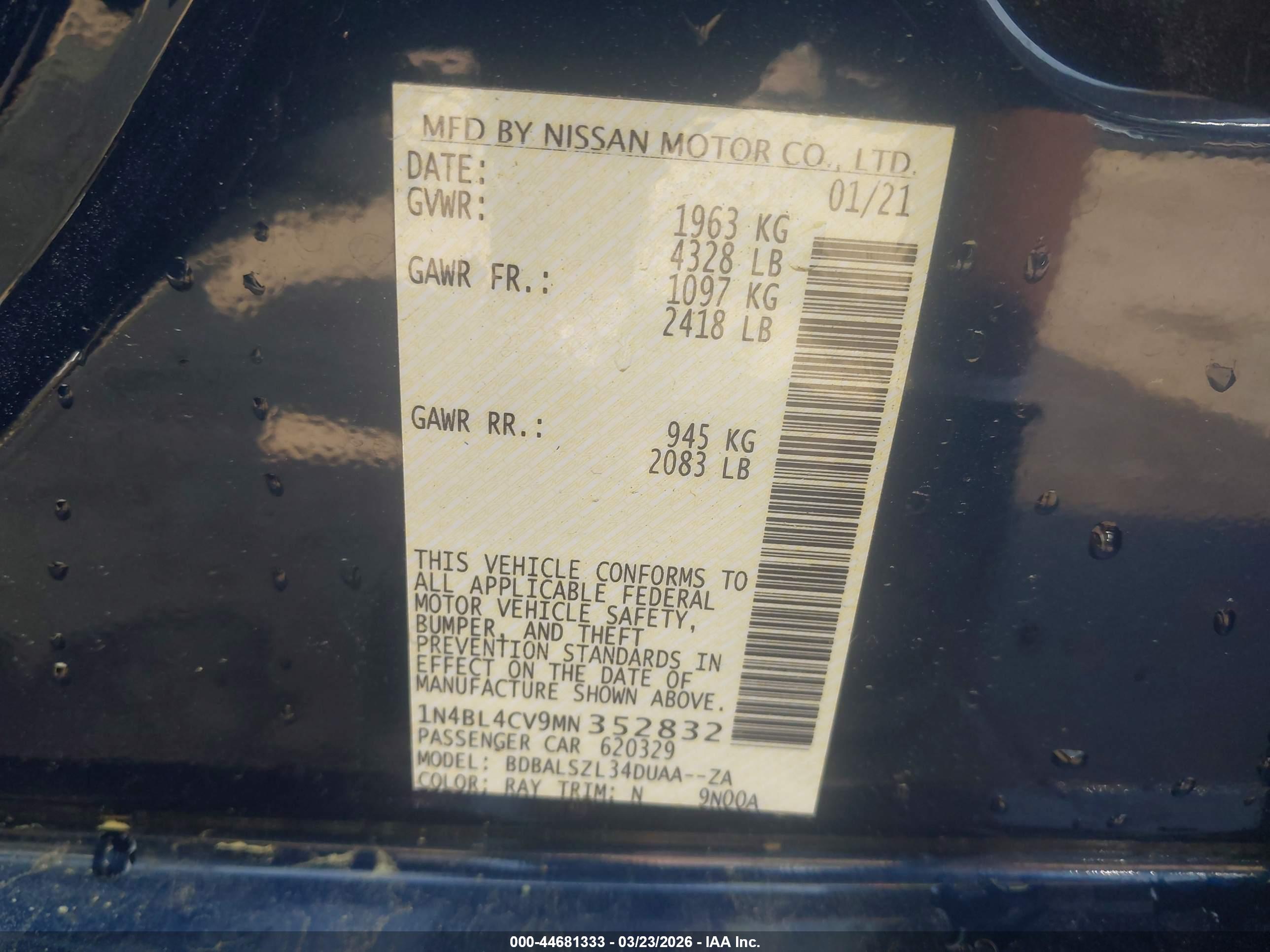 NISSAN ALTIMA image 9