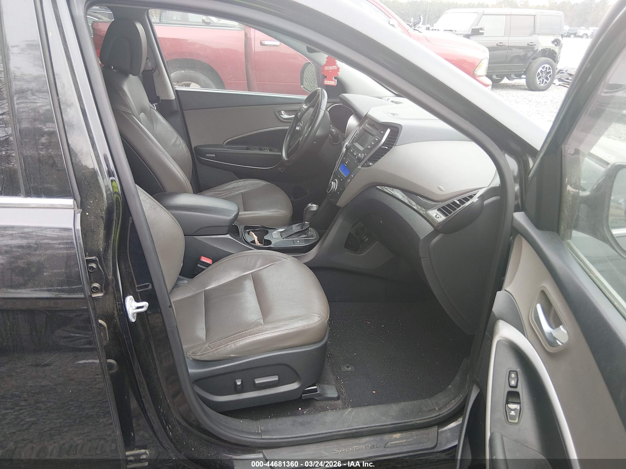 HYUNDAI SANTA image 5