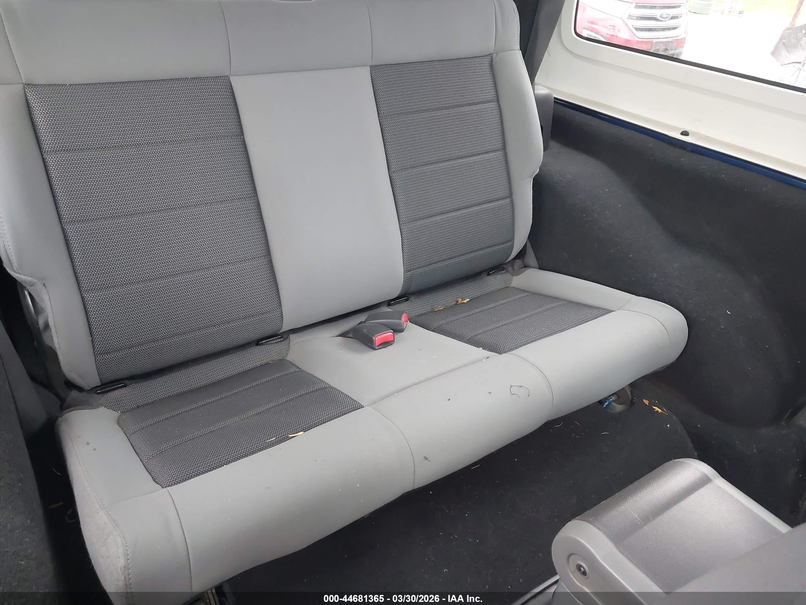JEEP WRANGLER image 8
