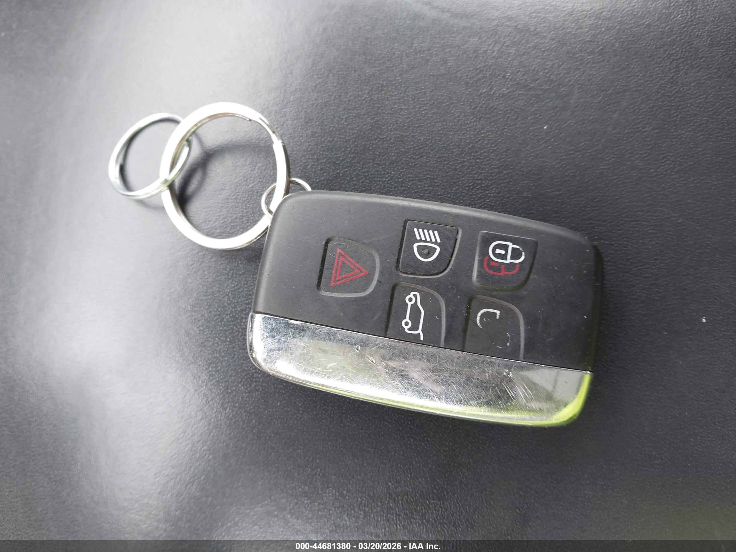 LAND ROVER image 11