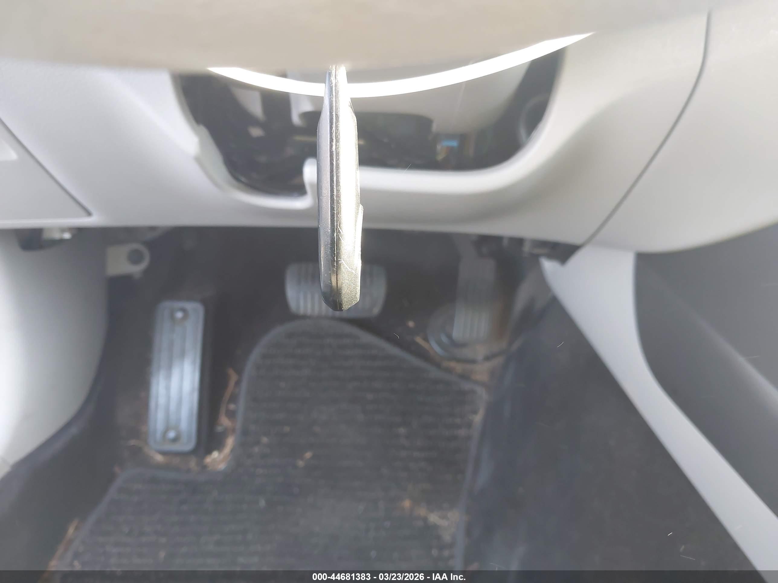 SUBARU FORESTER image 11