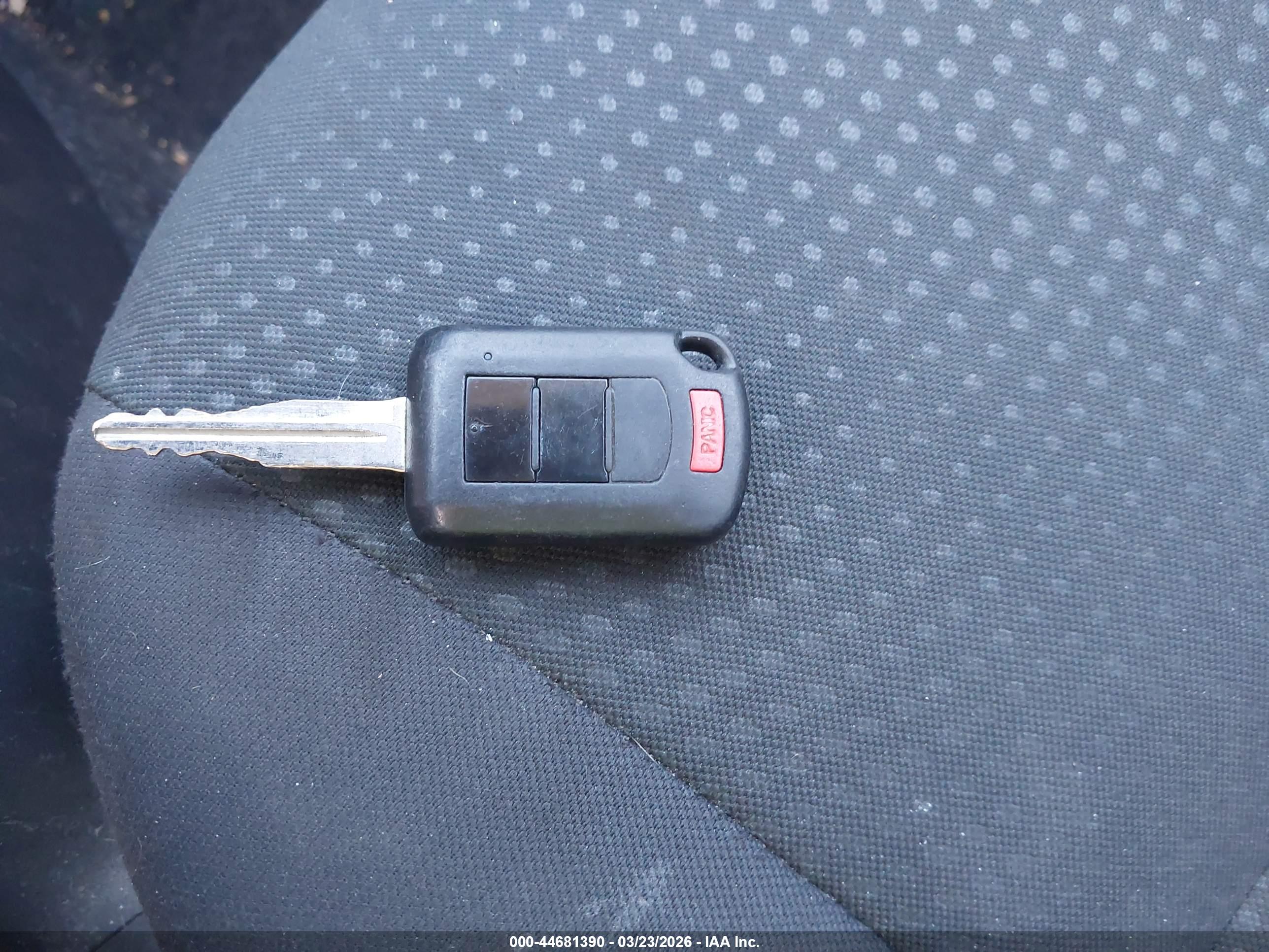 MITSUBISHI MIRAGE image 11