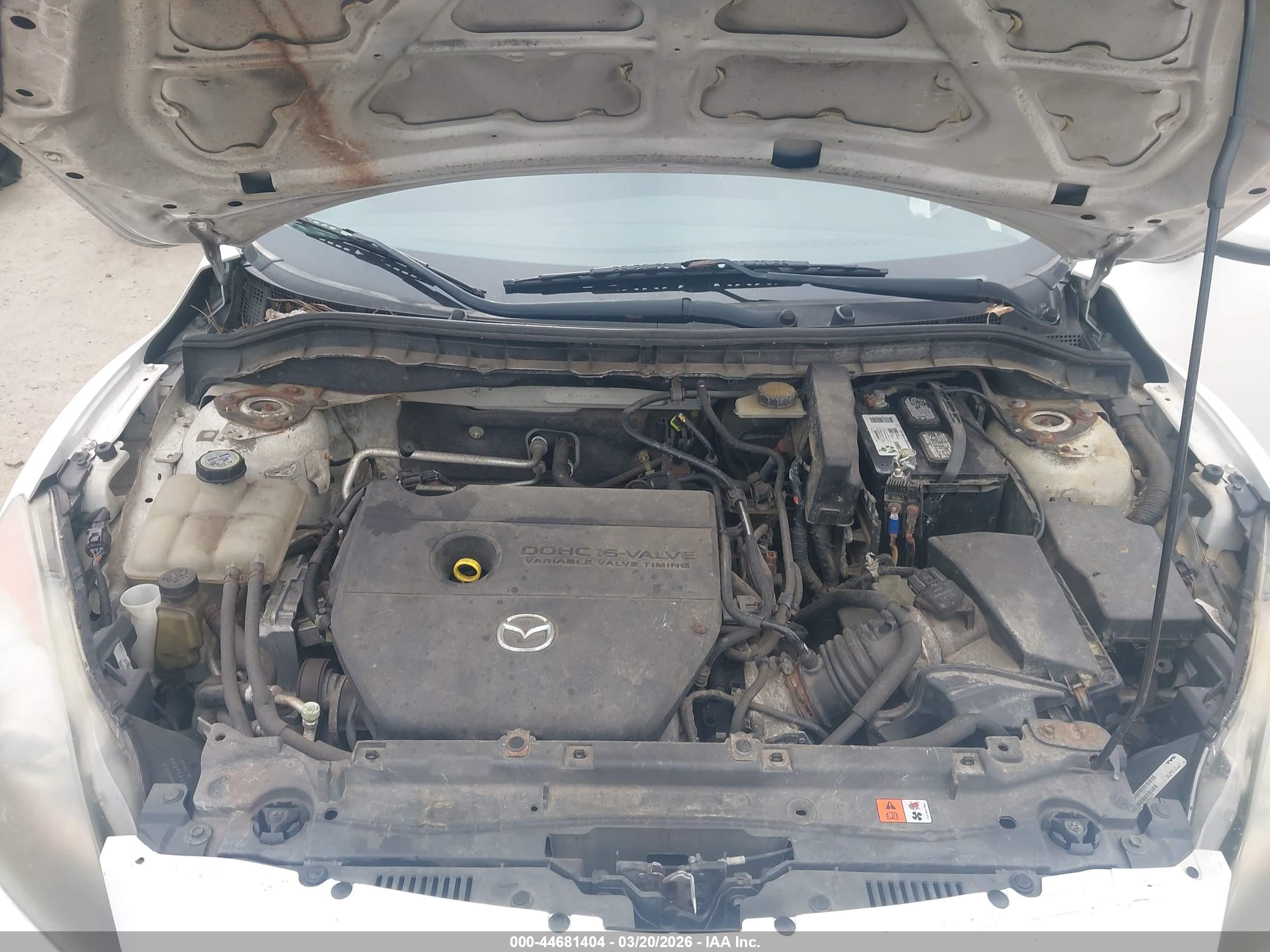 MAZDA MAZDA3 image 10