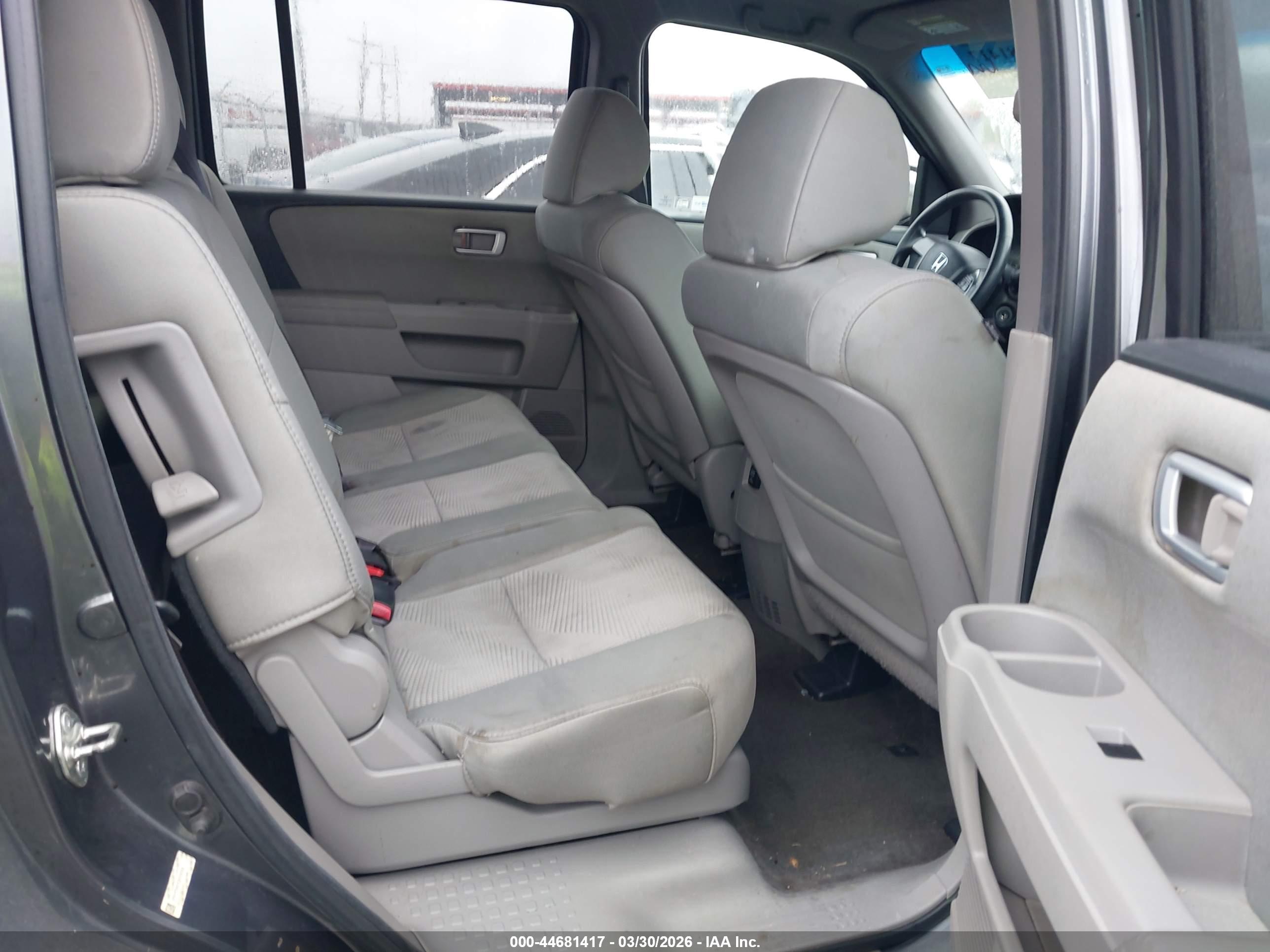 HONDA PILOT image 8
