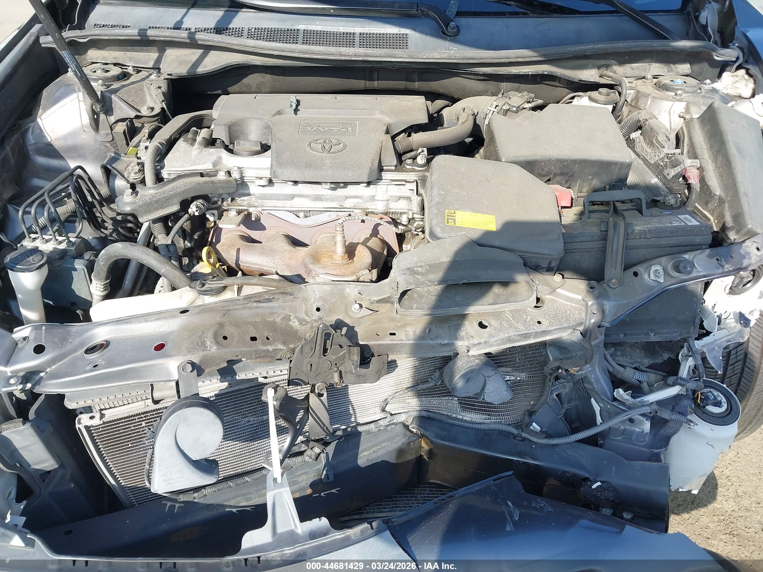 TOYOTA CAMRY image 10